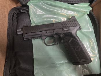 FN 510™ Tactical .10mm Auto CZARNY