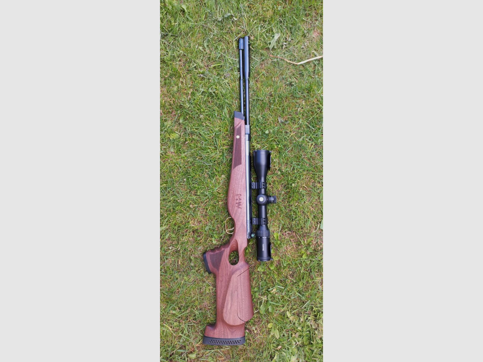 HW 97 K Custom Walnuss Schaft mit verstellbarer Schaftbacke