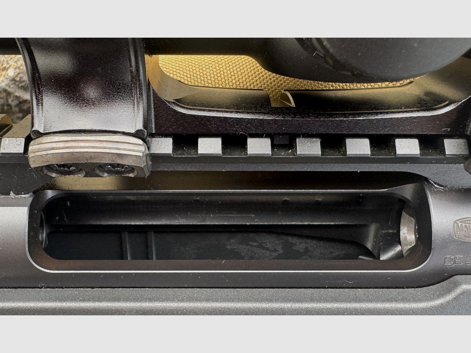 Mauser M18 Standard, .300 Win. Mag. - LL 51 cm. Mit Zielfernrohr 2,5-15x50 HD. gebraucht - neuwertig