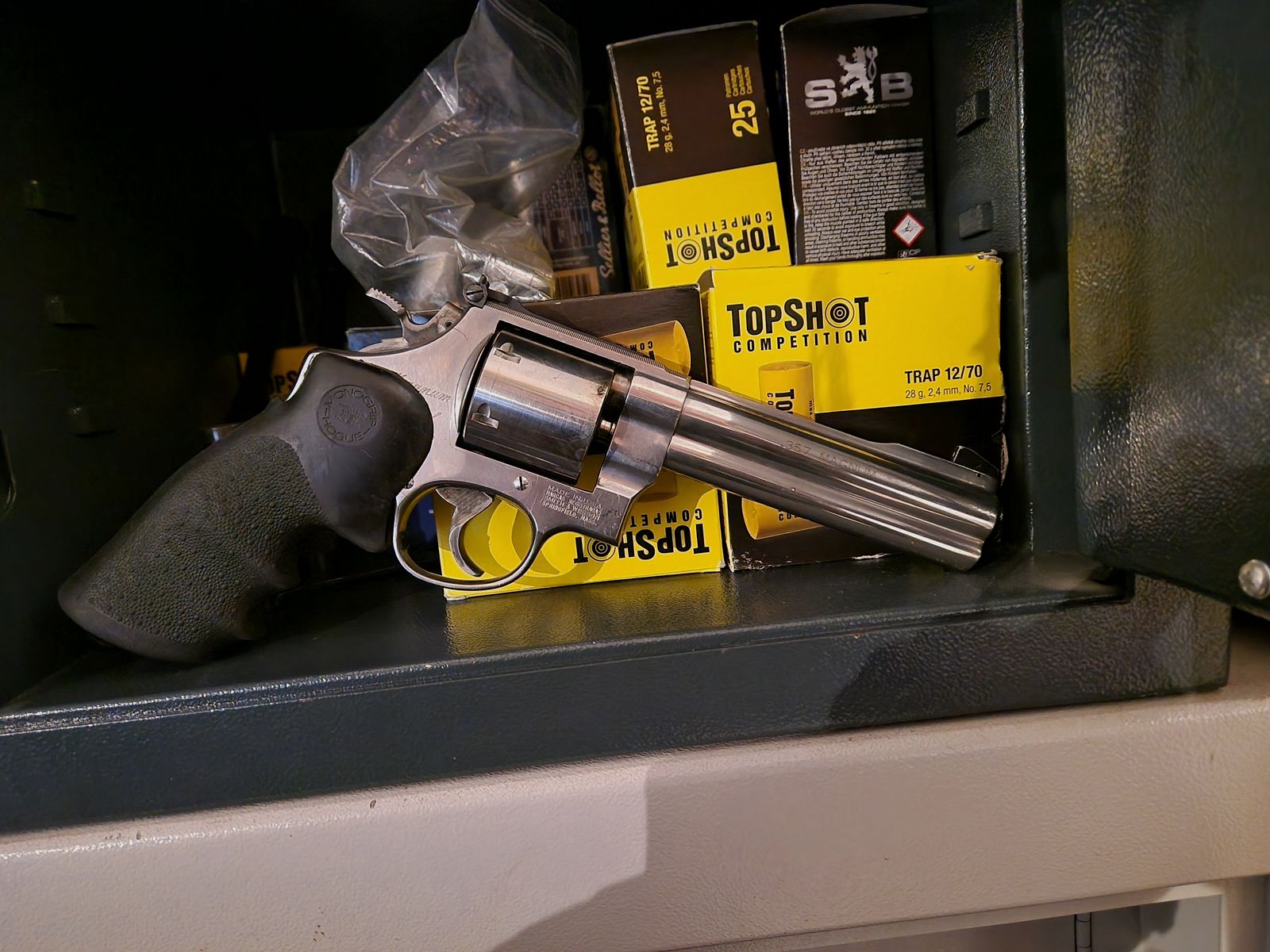 S&W 627 .357 Magnum Smith & Wesson 
