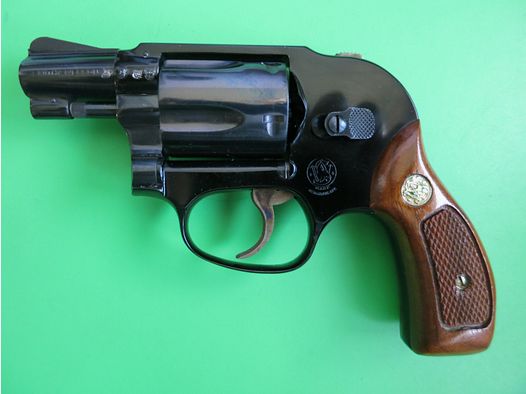 Rewolwer Smith&Wesson Mod. 38 Airweight Bodyguard, .38 Special, 2" lufa, myśliwy/kolekcjoner, jak nowy   #39
