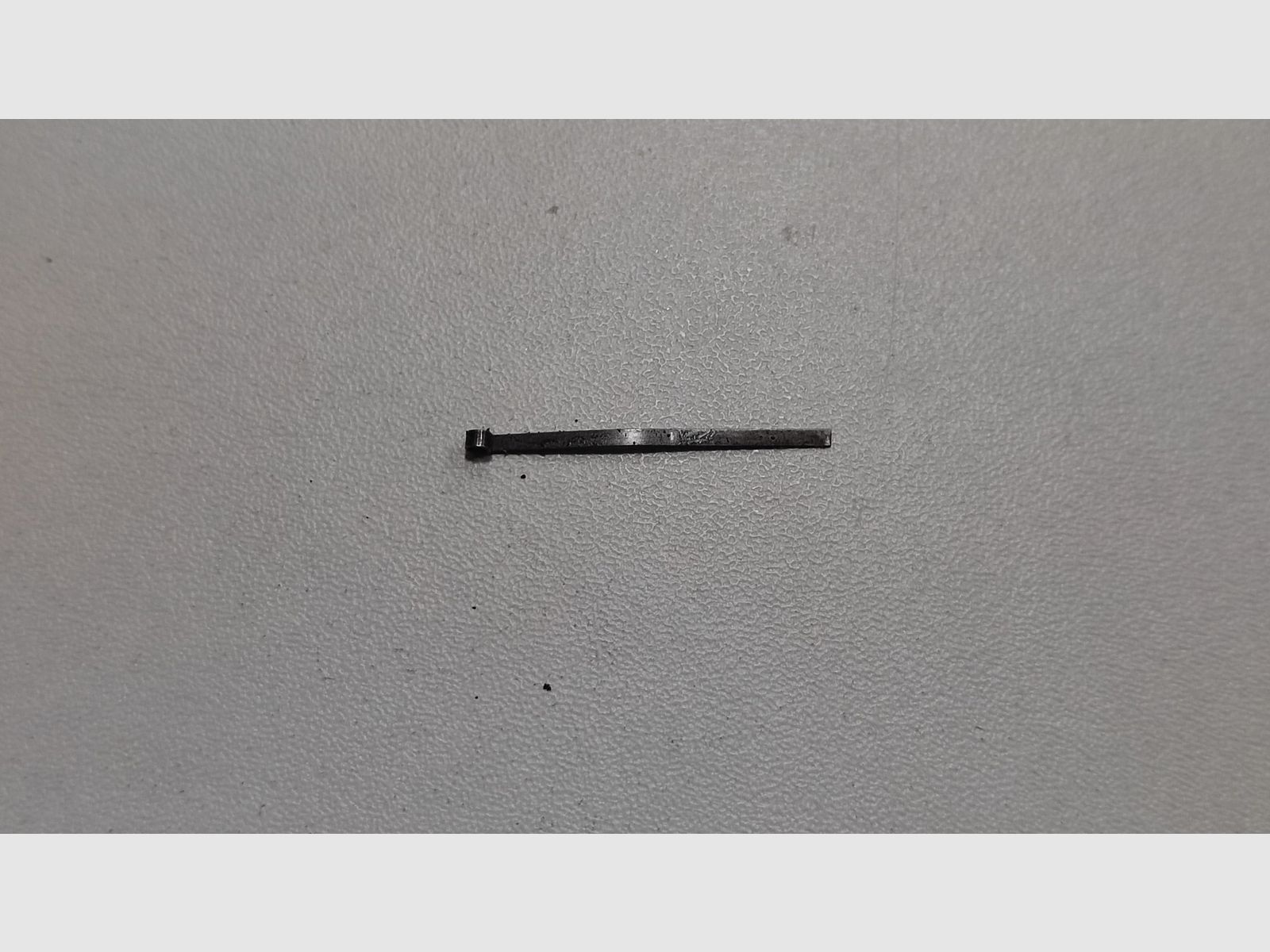 Resorte del gatillo ERMA KGP 69, imagen 3 de 3