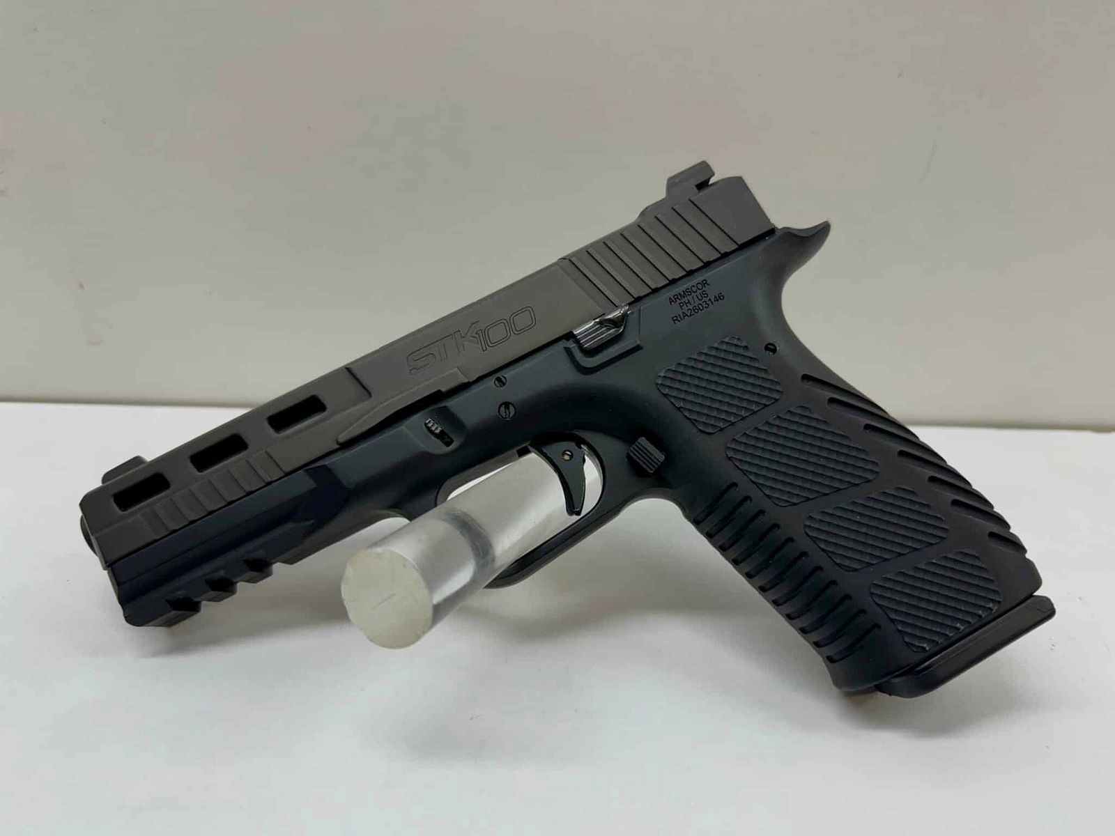 ARMSCOR STK100 – LUB – 9mm Luger