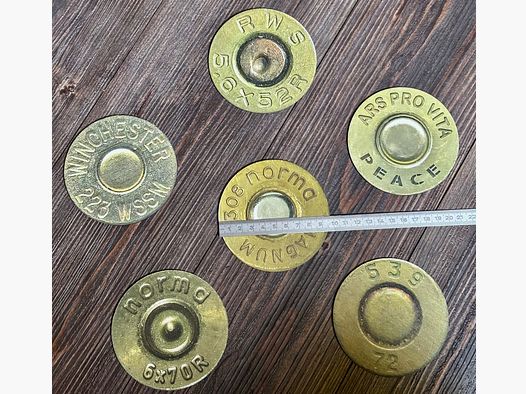 „Cartuchos“ posavasos, por ejemplo, para vasos de whisky, para la elegante sala de caza