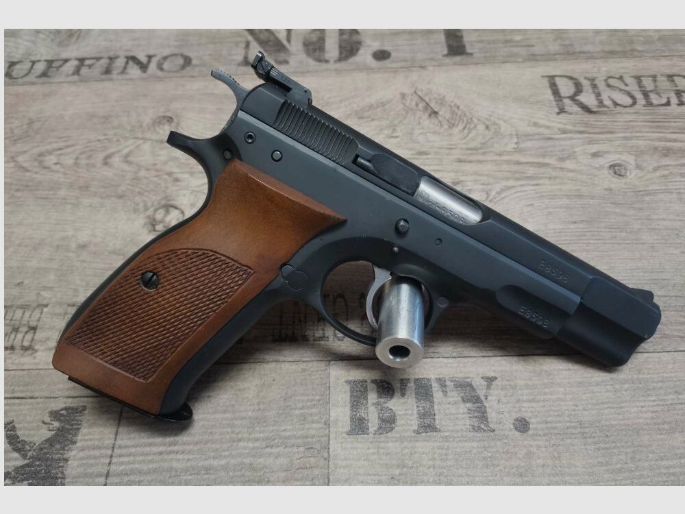 ZBROJOVKA BRNO M75 Combat 9mmLuger