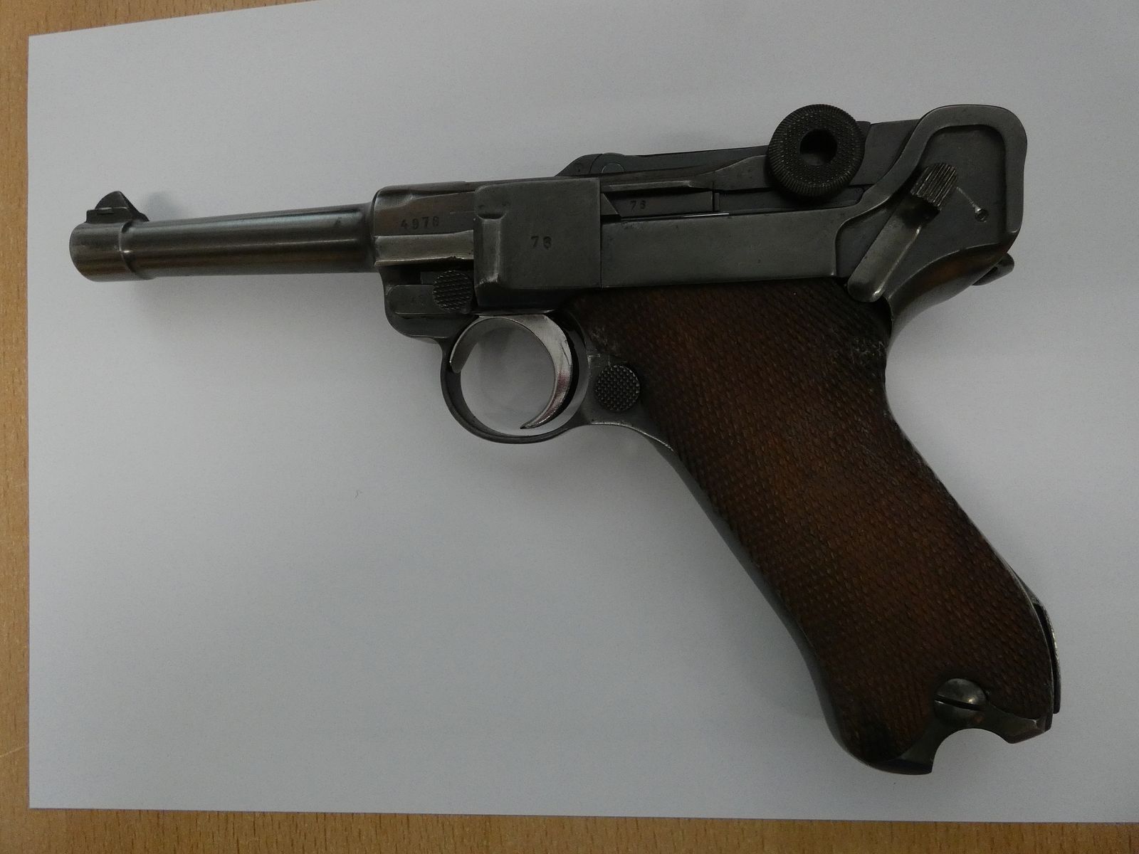 08 semi-automatic pistol 9mm Parabellum