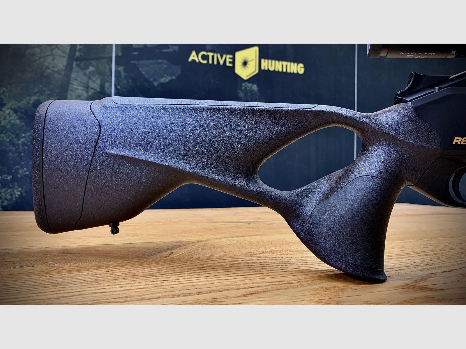 Blaser R8 Ultimate Silence Elastomer /8x57IS o. .308 / 47cm LL / inkl. Blaser B2 2-12x50 und BSM