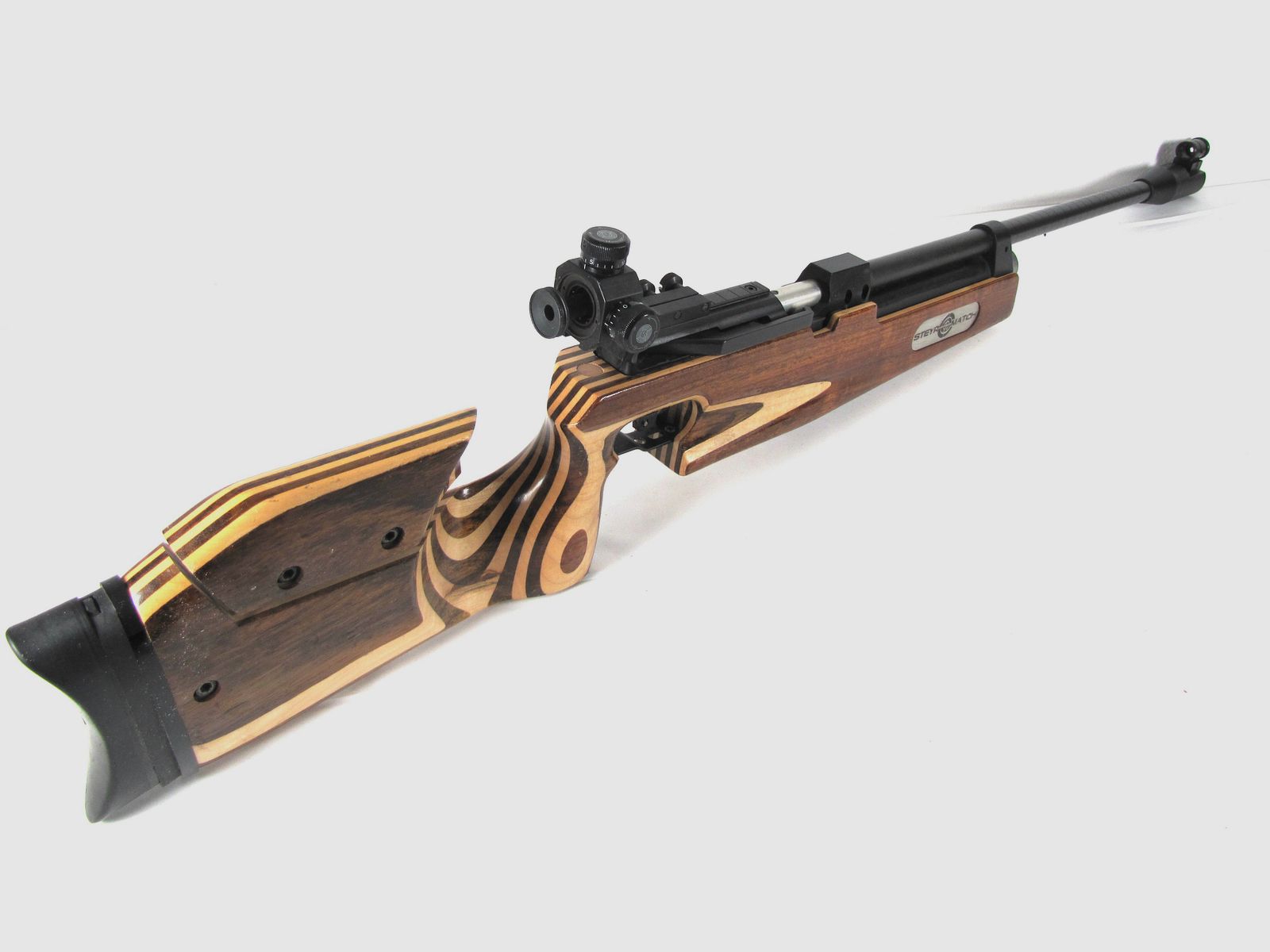 Match-Luftgewehr Steyr LG 88 CO2.