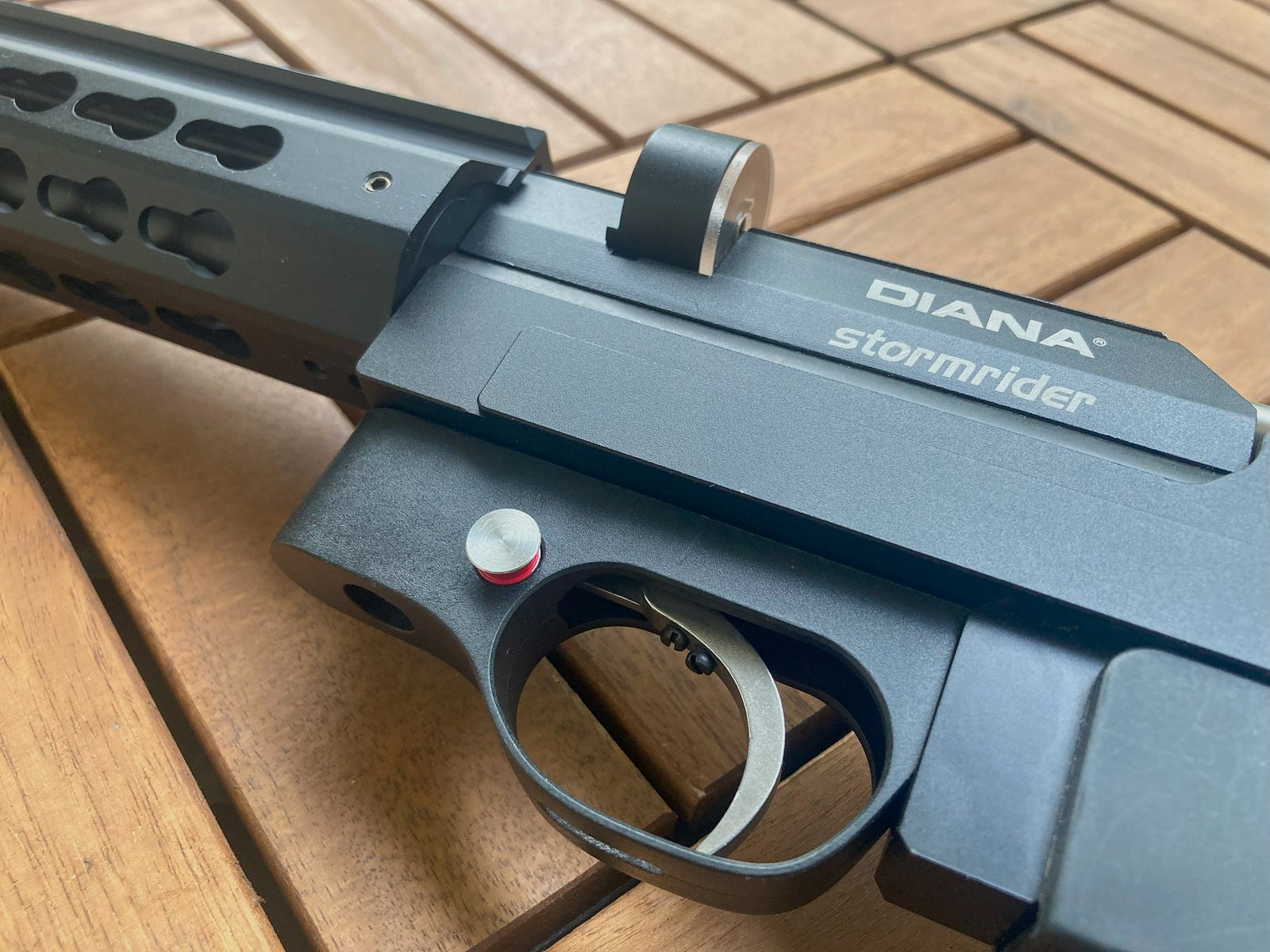 Diana Stormrider Luftgewehr Kaliber 4,5mm neuwertiger Umbau AR15 Stil