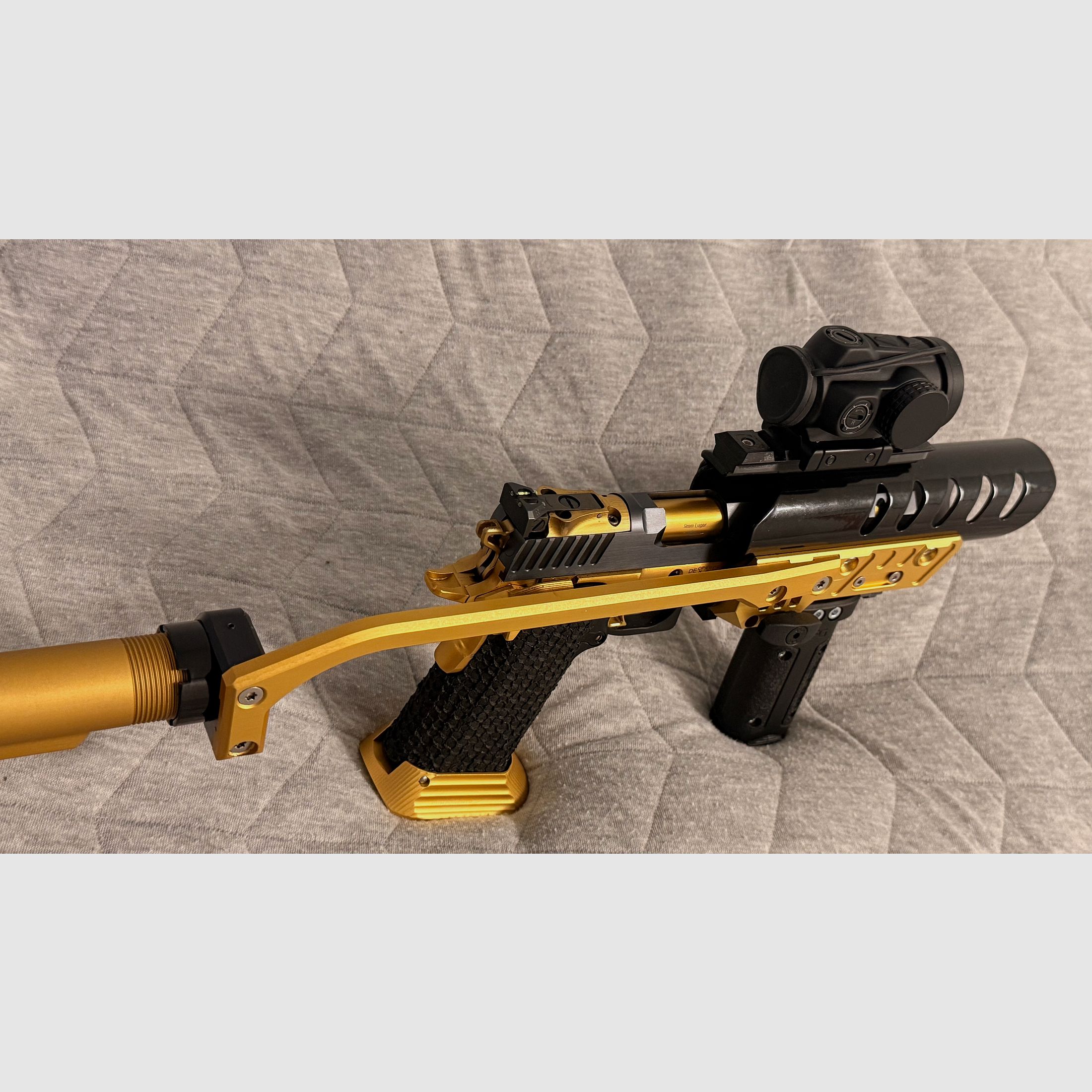 IPSC Standard Optic STI 2011 HPS Guns Range Master 5.4“ with front cut, Picatinny rail weapon is optic ready and Odin2 stock