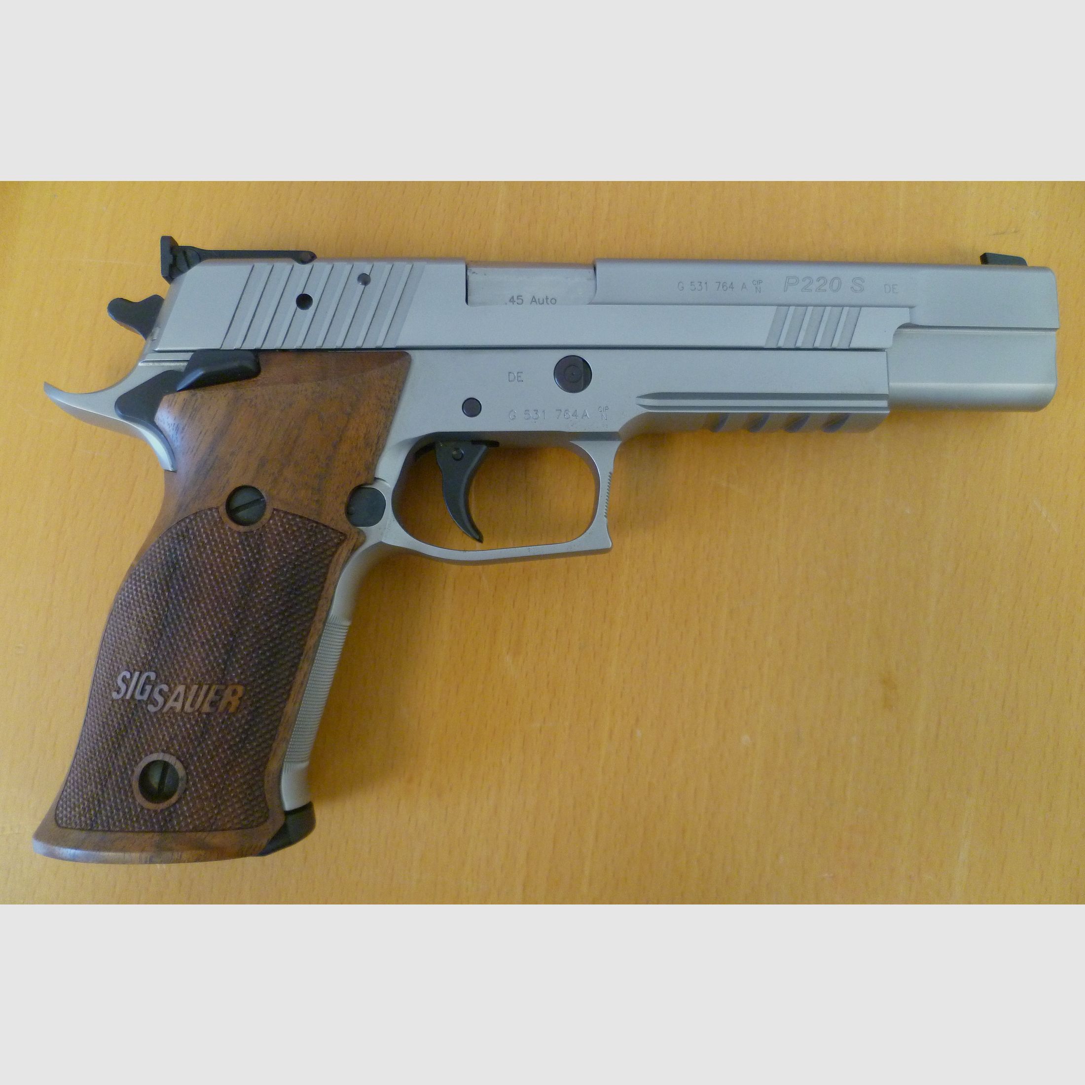 Pistole SIG Sauer P 220 S .45 Auto