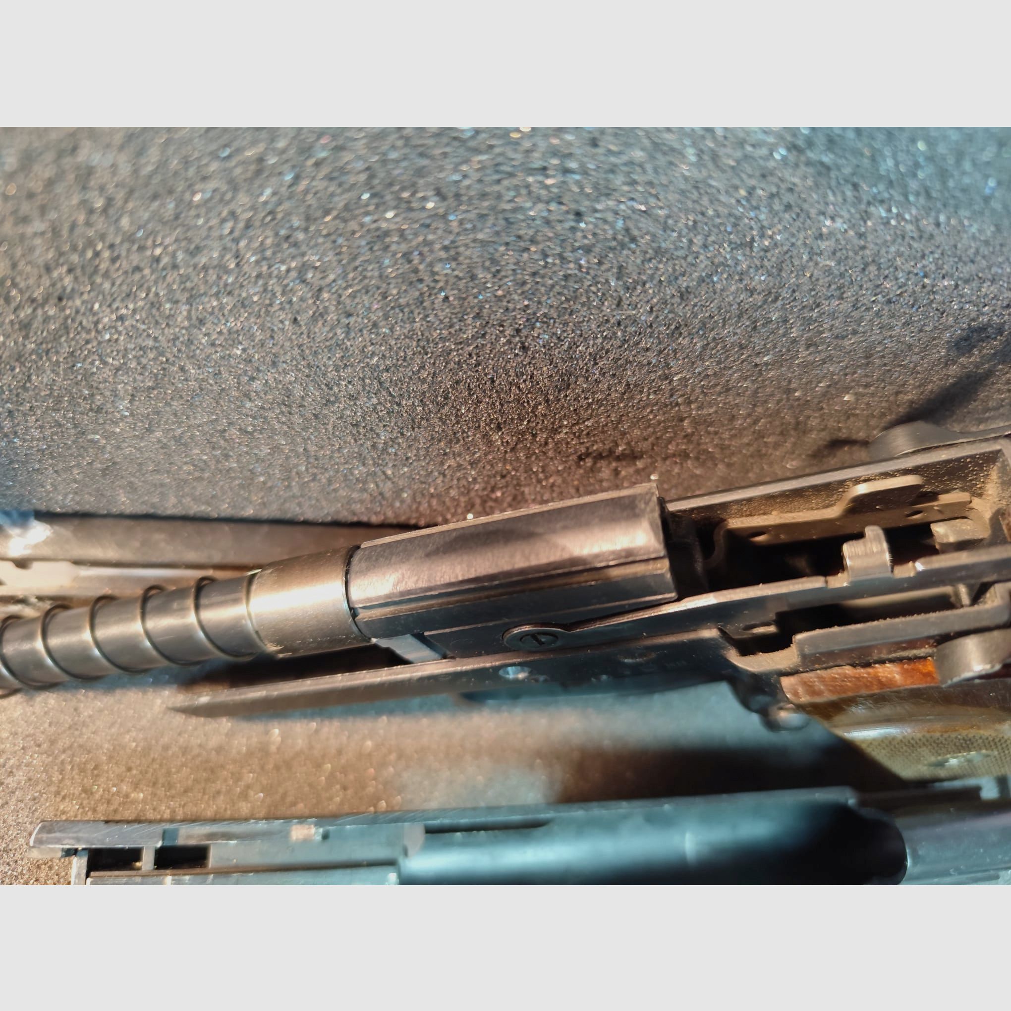 Browning GPDA 8    8mm P.A.K. PTB 389/2