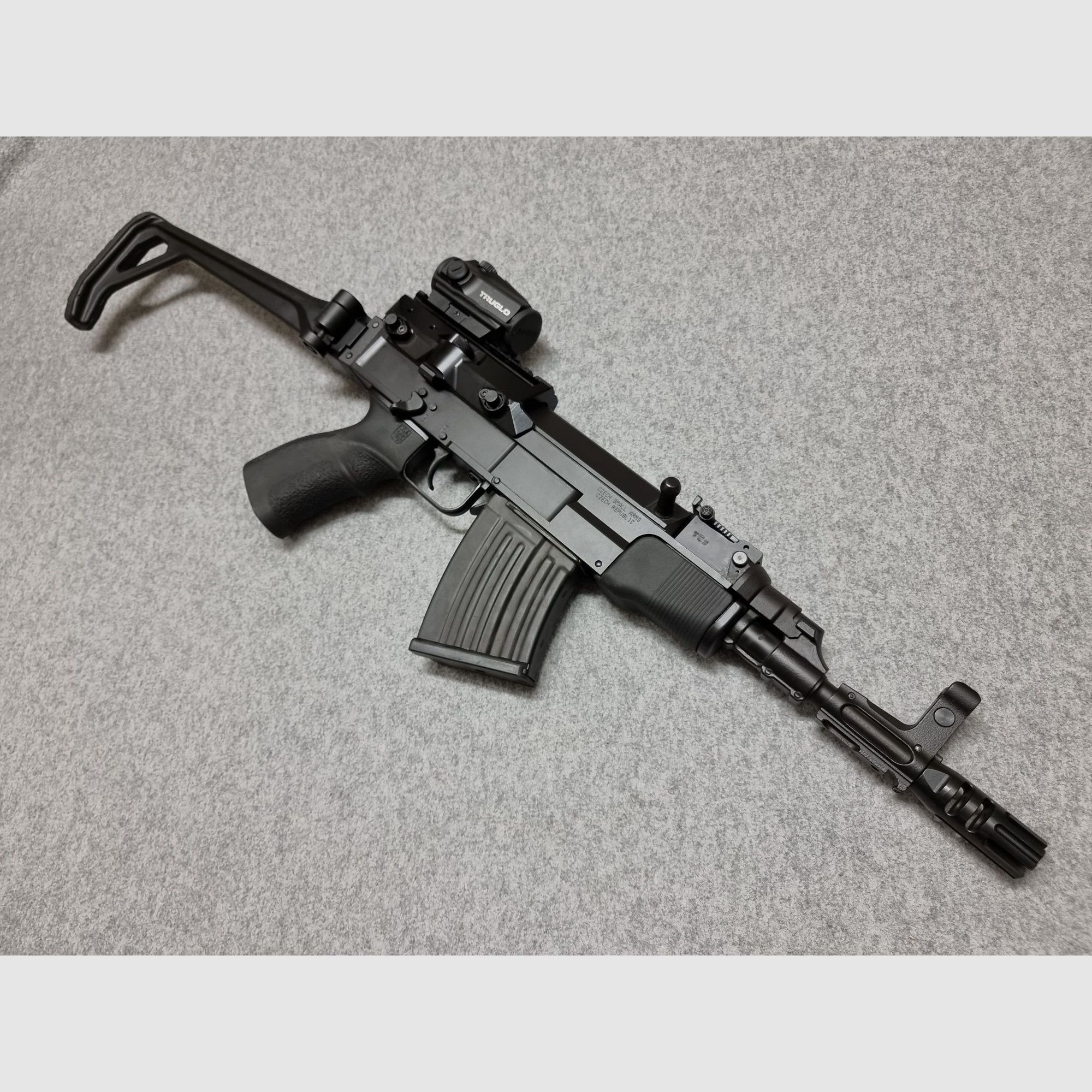 CSA VZ58 Sporter - cal. 7,62x39 - kompakte Büchse - mit Zubehör und Red Dot