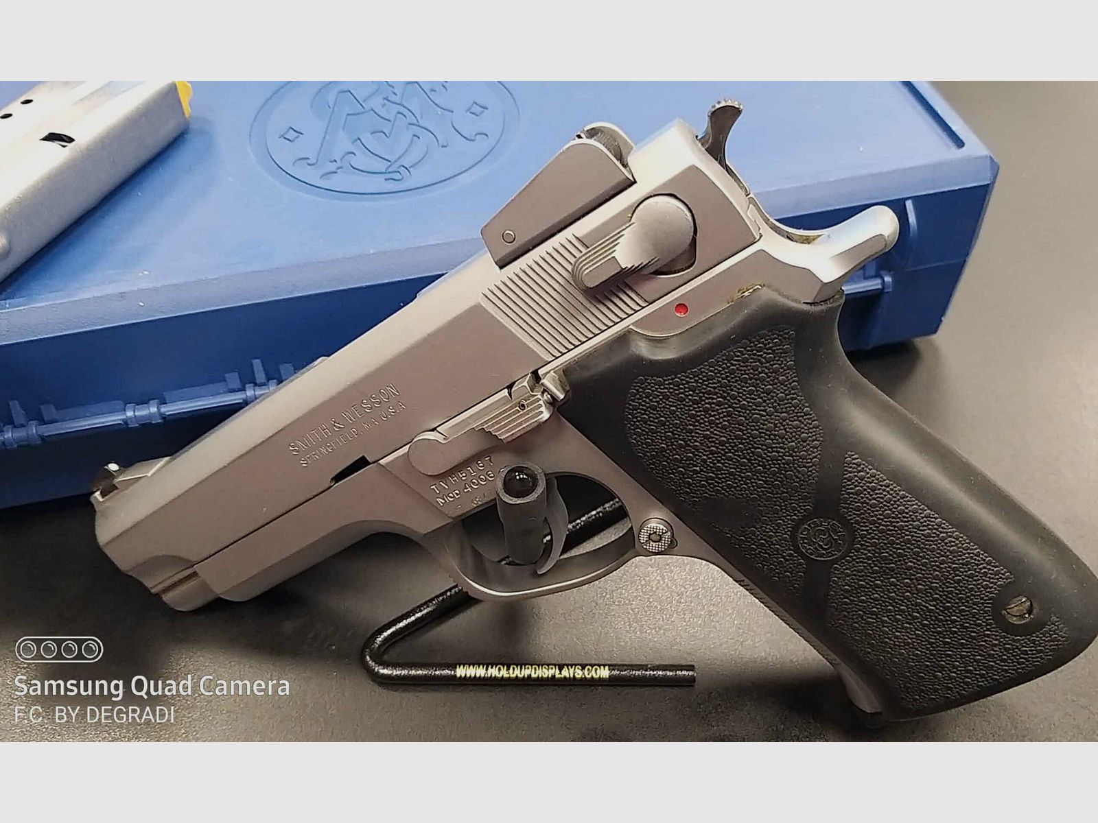 SMITH & WESSON 4006 40SW, immagine 3 di 4