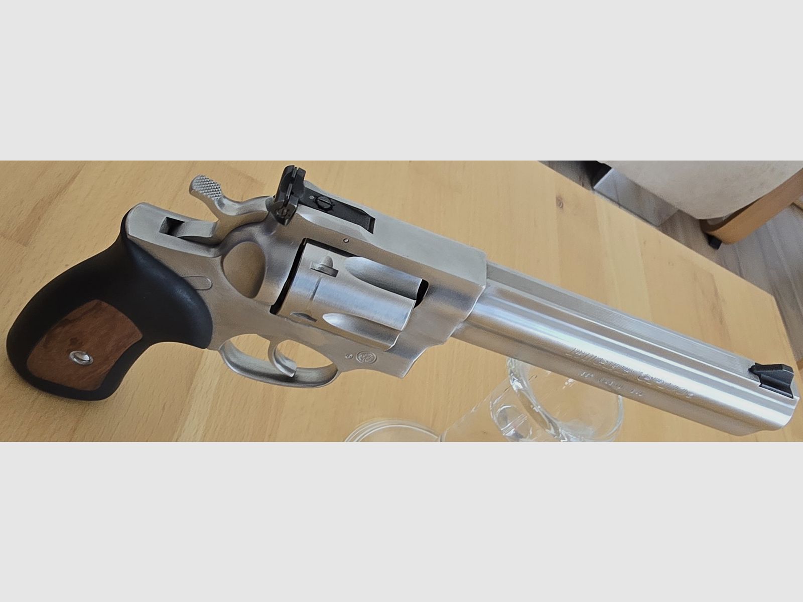 Revolver RUGER GP100 .357 Mag. 6 colpi