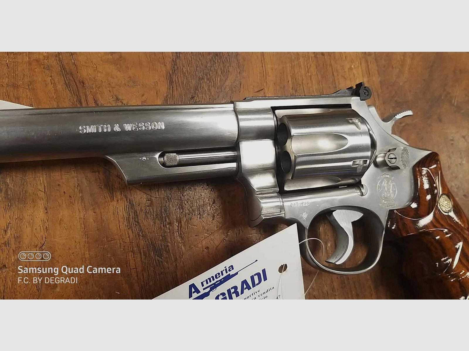 REVOLVER SMITH & WESSON MODEL 629 – 3 CALIBRE 44 MAGNUM, imagen 2 de 4