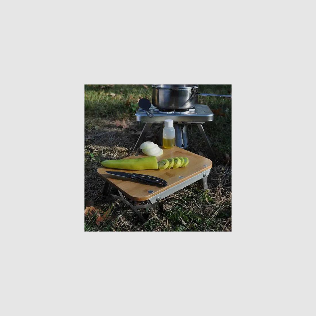 nCamp Planche à Découper Élevée