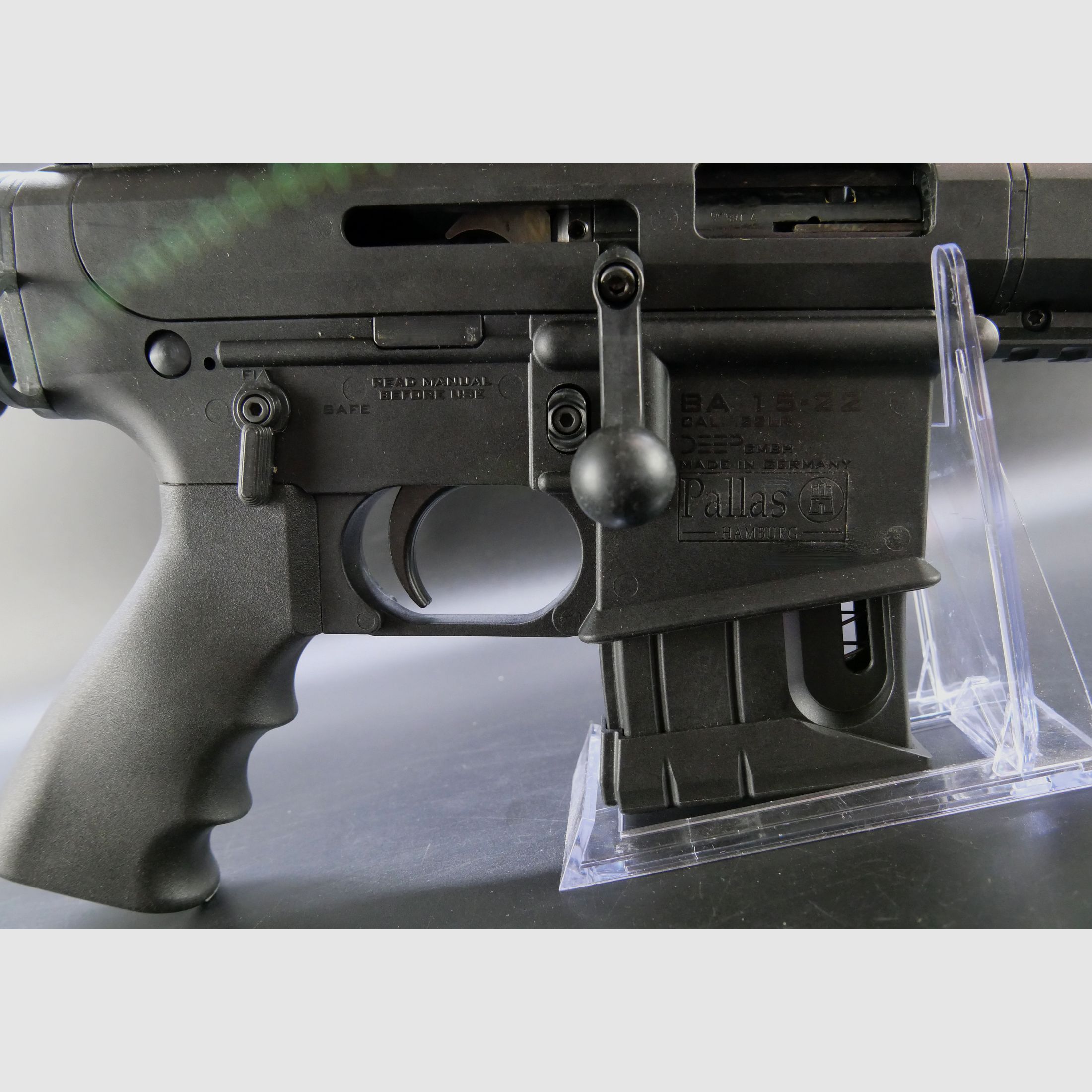 Pallas BA15-22 .22LR KK karabinek powtarzalny w stylu AR15 SD atrapa