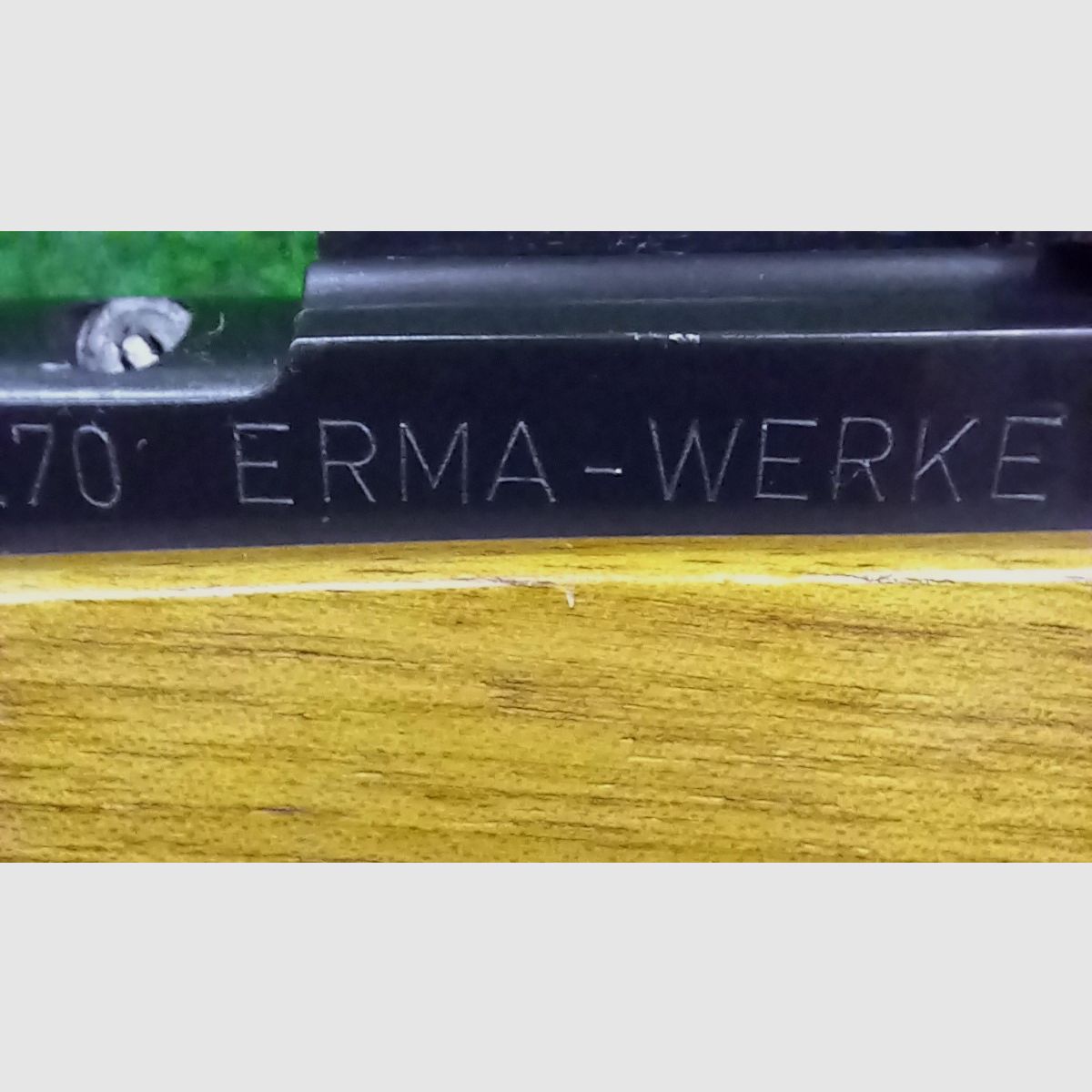 carabina semiautomática ERMA EGM1 de 1970 en calibre .22Lr