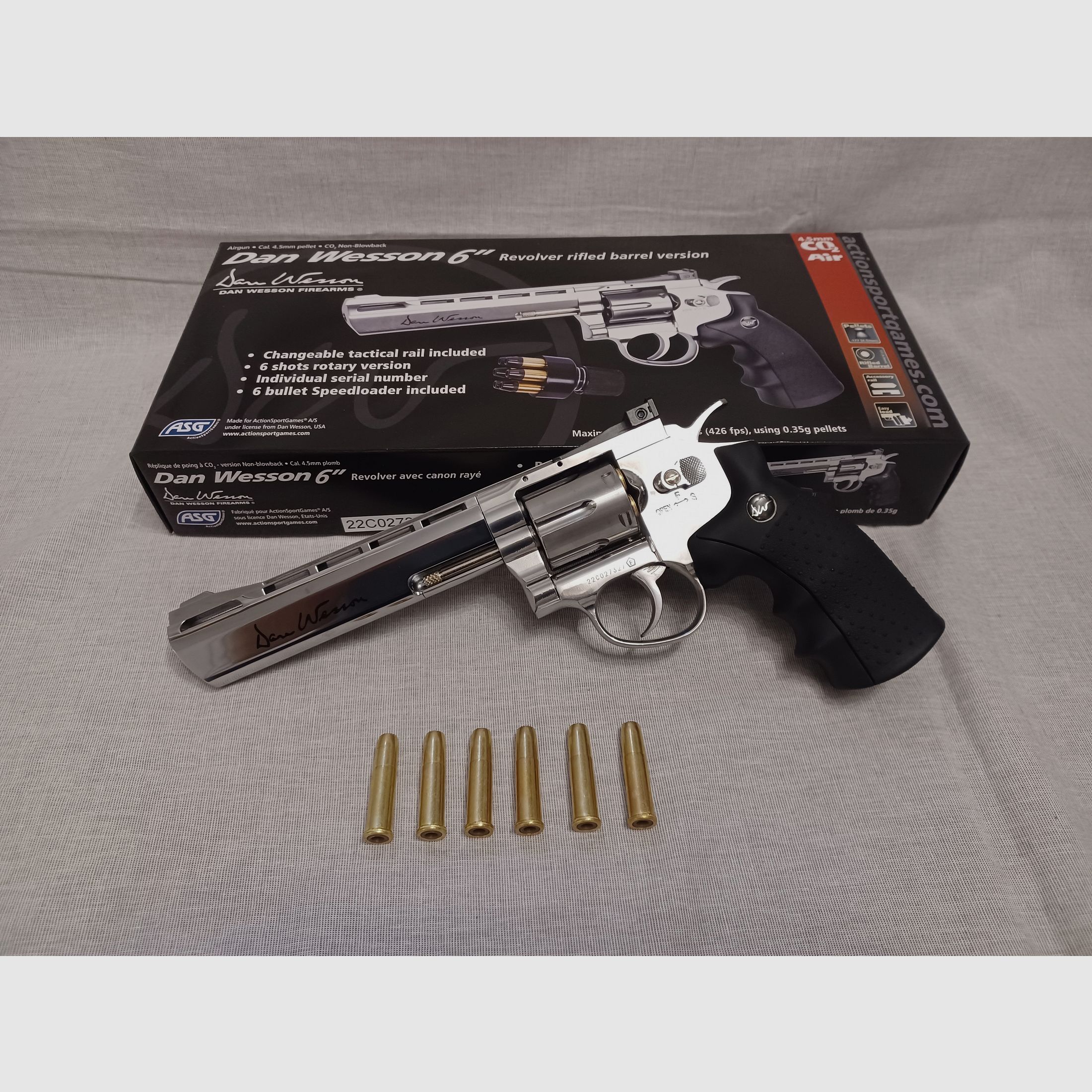 Dan Wesson 6" chrom / 4,5 mm Diabolo / CO2 / Revolver / OVP (115)