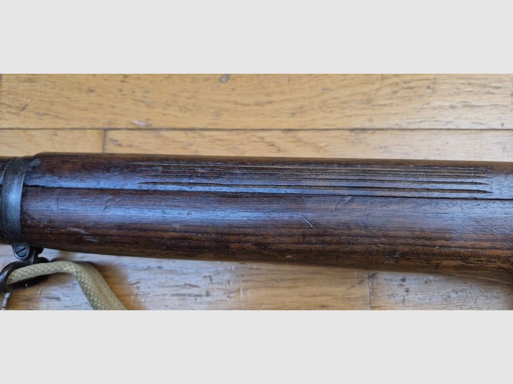 Gutes Gewehr Lee-Enfield N°4 MKI – Kal. .303 British – 10 Schuss – Arsenal von Fazakerley aus 1944 – Gute Mechanik – Schöne Hölzer und sehr guter Lauf – Gewehrriemen – TBE+, Bild 28 von 30