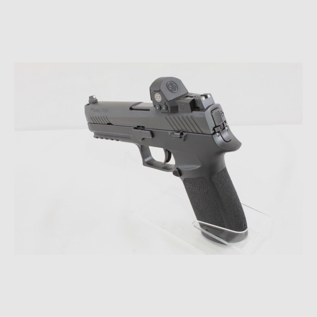 Sig Sauer P320 Fullsize Optic Ready con mirino a punto rosso Romeo 1