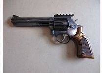 Revolver Taurus .357 magn 6 Zoll mit Weigand Weaver Schiene und Visier