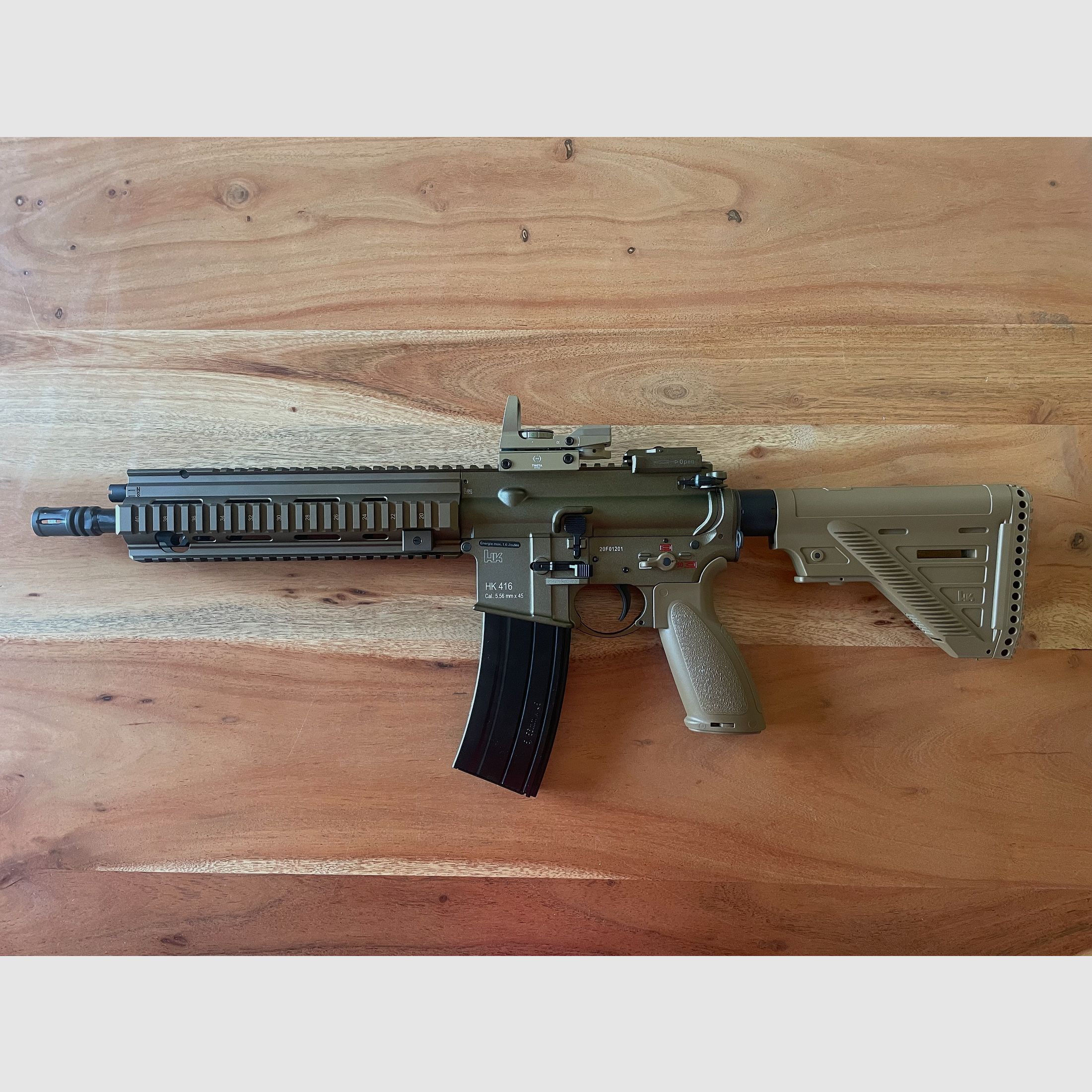 VFC H&K HK416 A5 Airsoft rifle (GBB 6 mm BB green-brown) - RAL8000