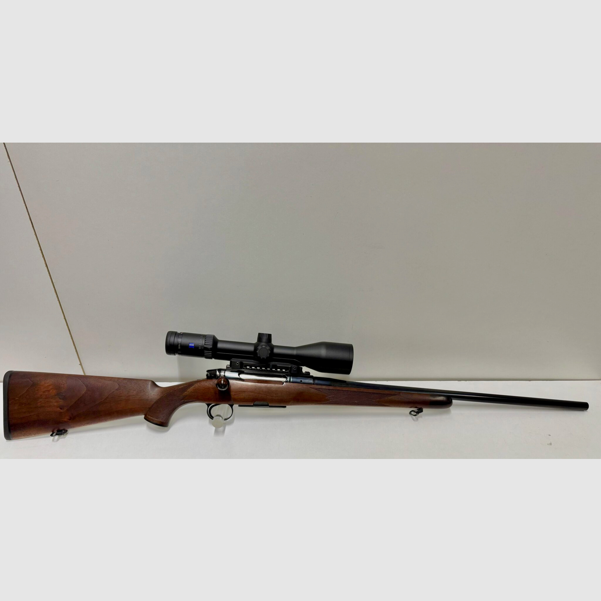 HEYM SR 30 Varmint with Zeiss Conquest V6