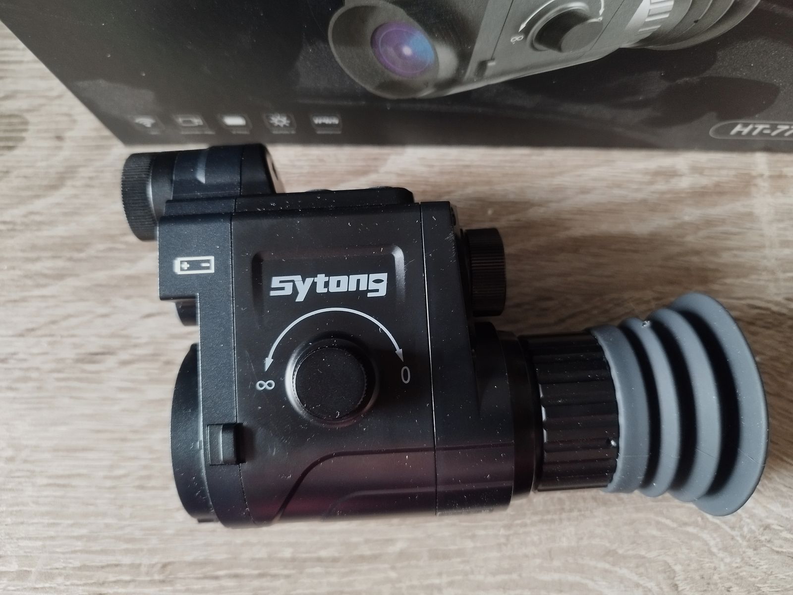 Noktowizor Sytong HT-77 (16mm) zestaw, w tym adapter, zdjęcie 2 z 5