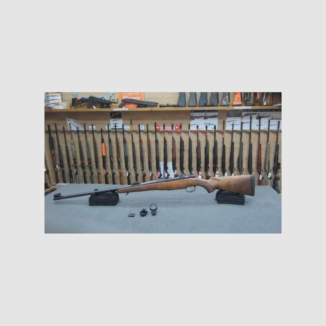 RIFLE C/ 375 H-H, immagine 3 di 3