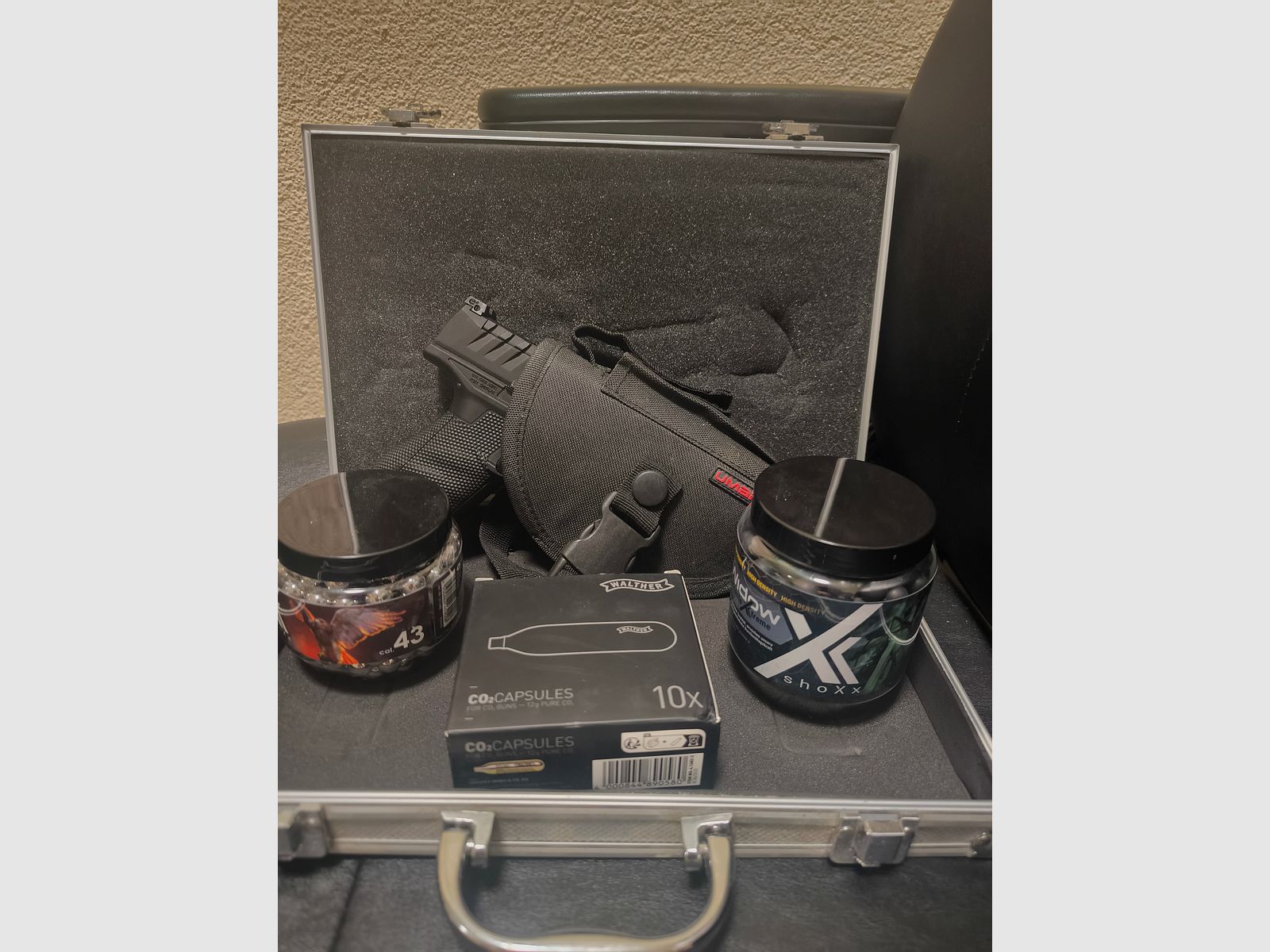 ⚠️ Achtung MagFed Freunde, Walther PDP Compact 4 T4E-Kaliber .43, nur ein Magazin zur Probe Geschossen + Munition & 10er Packung Walther Co2-Kartuschen sowie Umarex Cordura Holster, Absolut Neuwertig!! ⚠️ Versandkosten Frei!! 