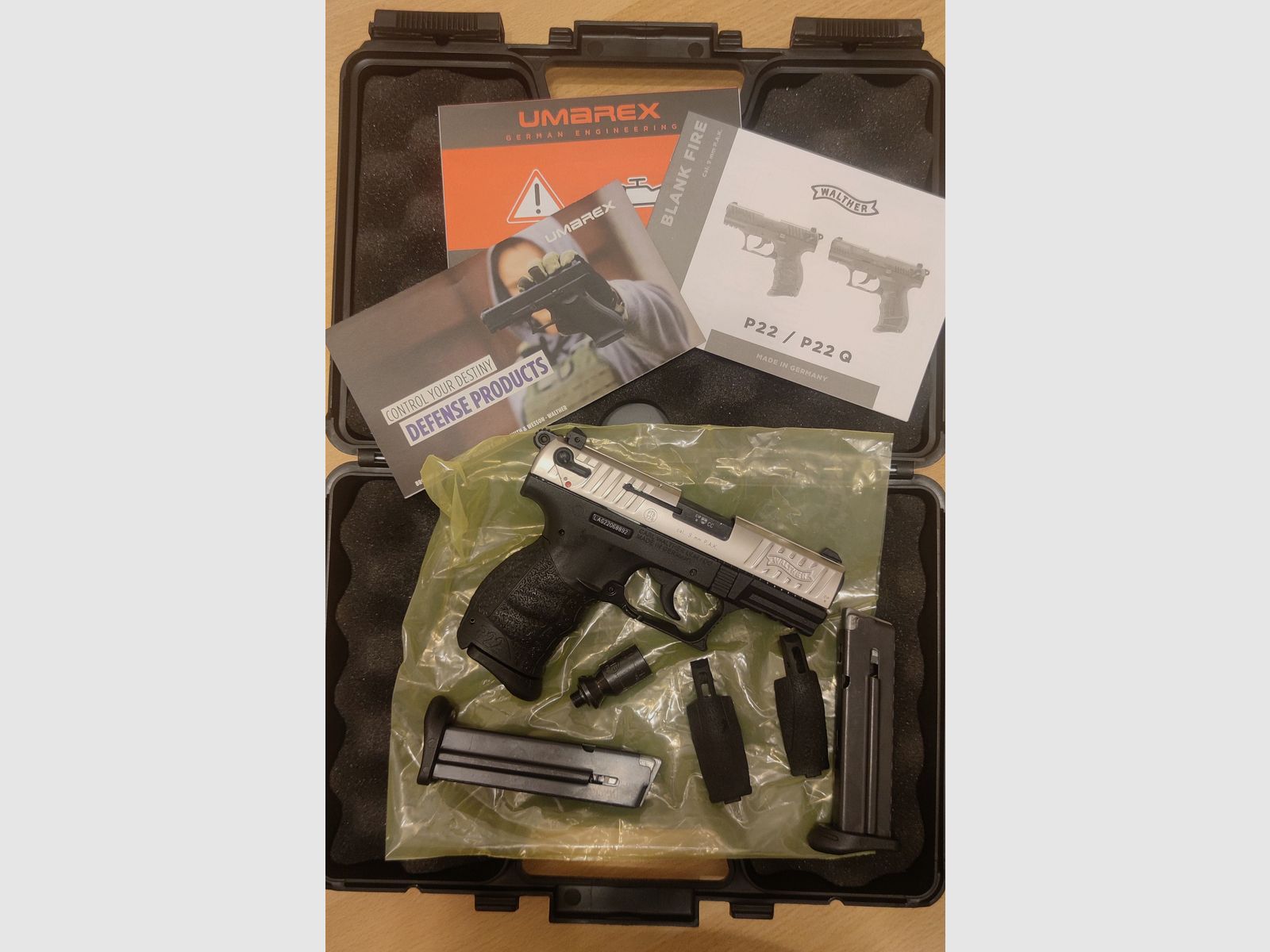 Walther P22Q Nickel 9 mm Pak 