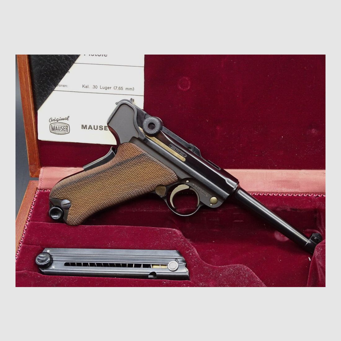 Mauser P 1900 / P08 Parabellum Édition 75 Ans No 248 / 250 Édition 75 Ans Pistolet Parabellum 1900-1975