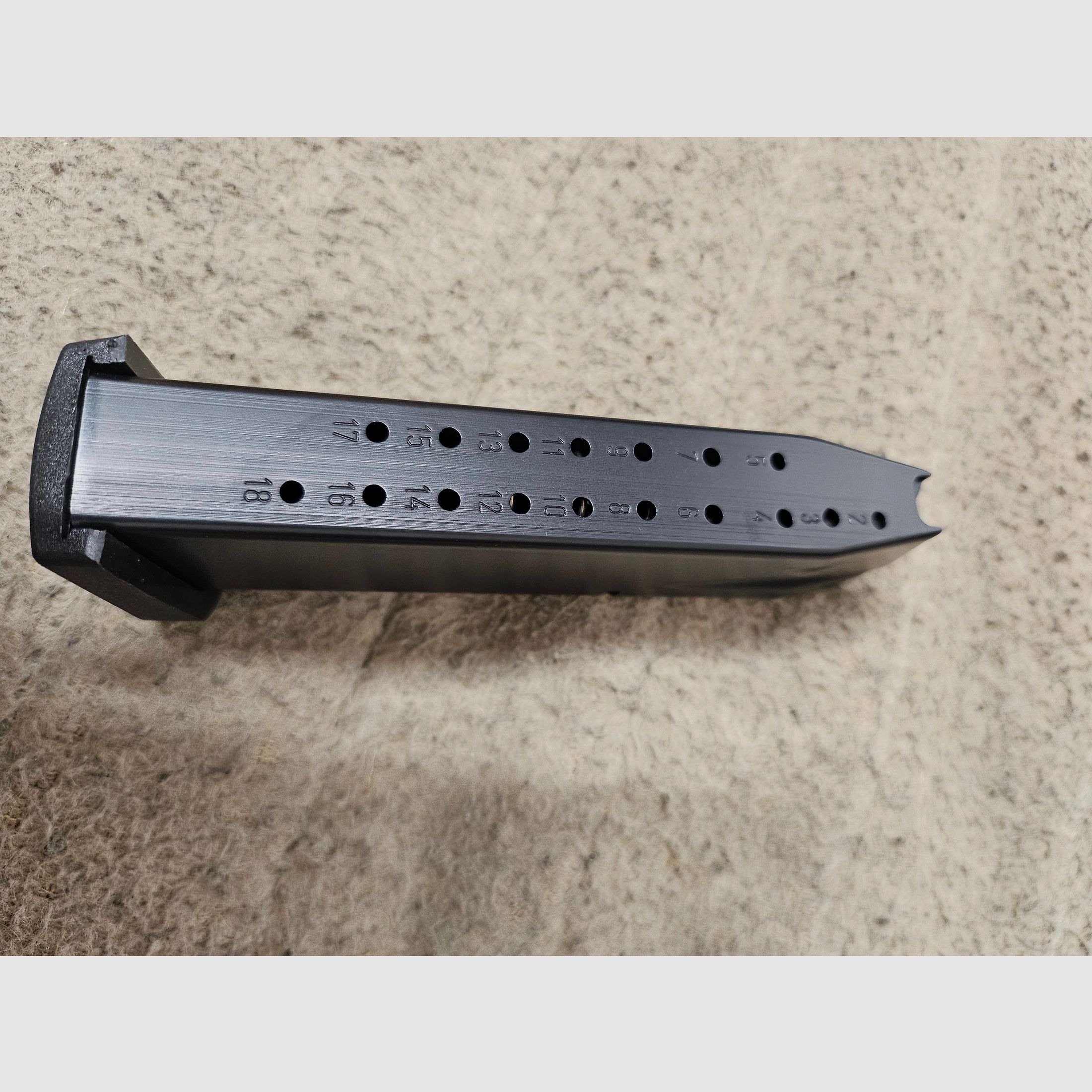New Beretta 92 magazine 18 rounds