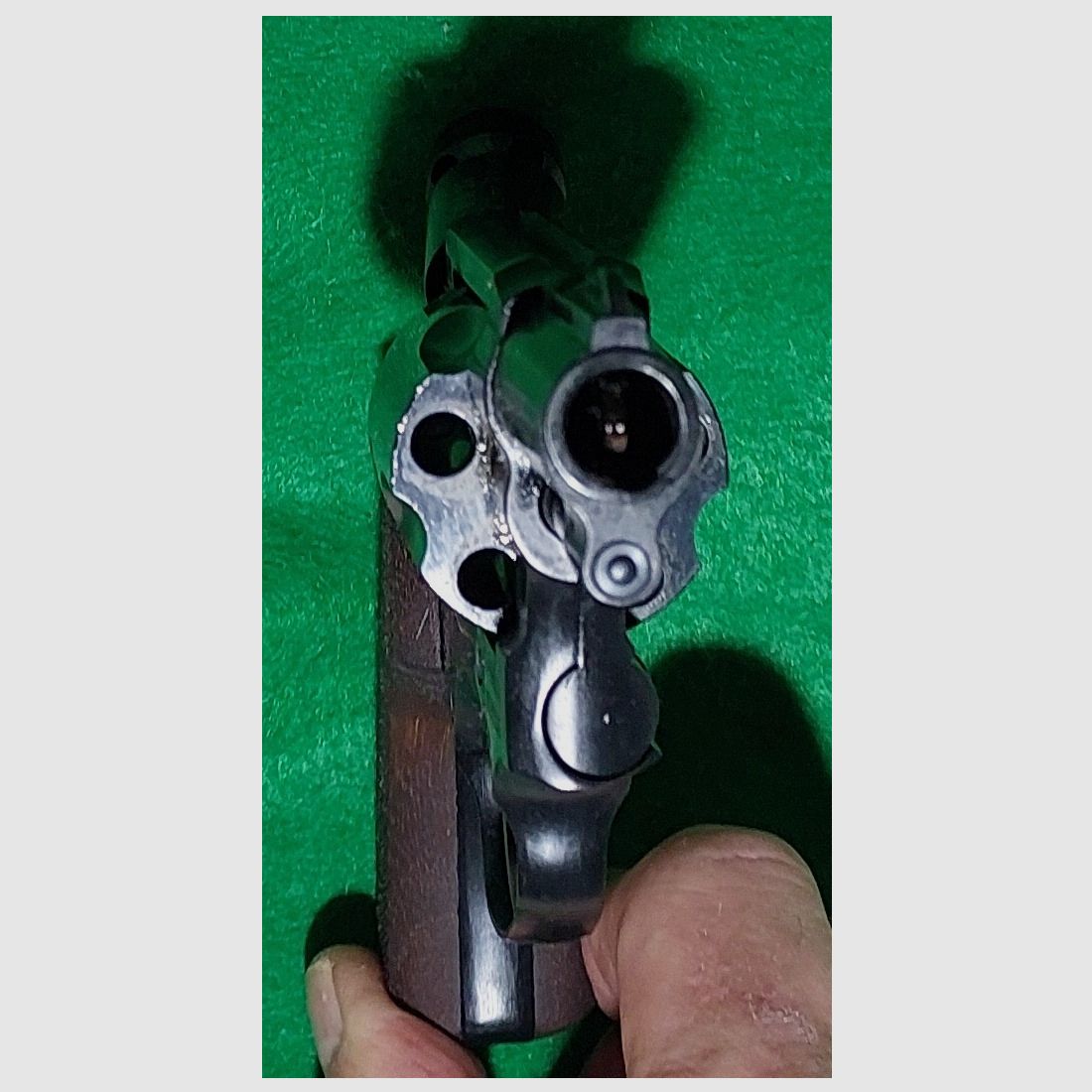 Weihrauch HW37 cal. 9mm R.K. (PTB 887) mit Holzgriffschalen und Lederholster