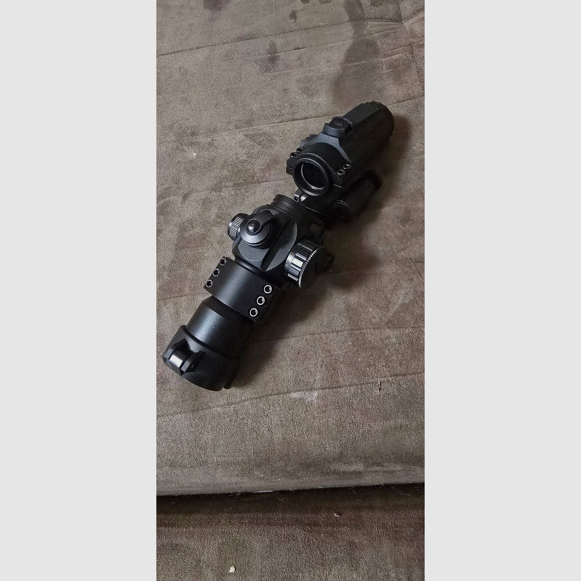 RedDot with 3× magnification - as new