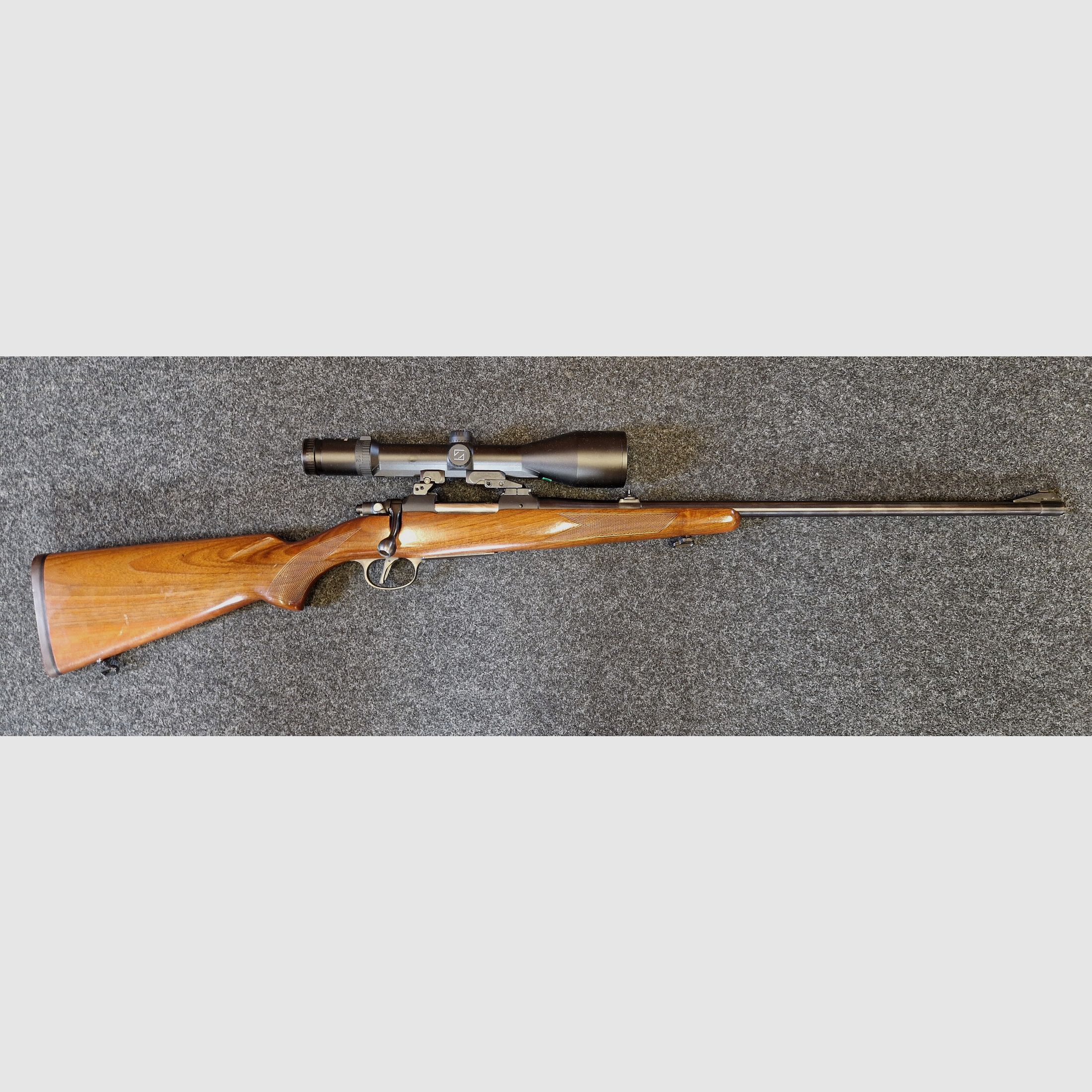 Bolt-action rifle Brünner ZKK 601 Cal .308 rear sight and front sight, or mounted 155-mm Picatinny rail or Zeiss Diavari V M 3-12x56 T*