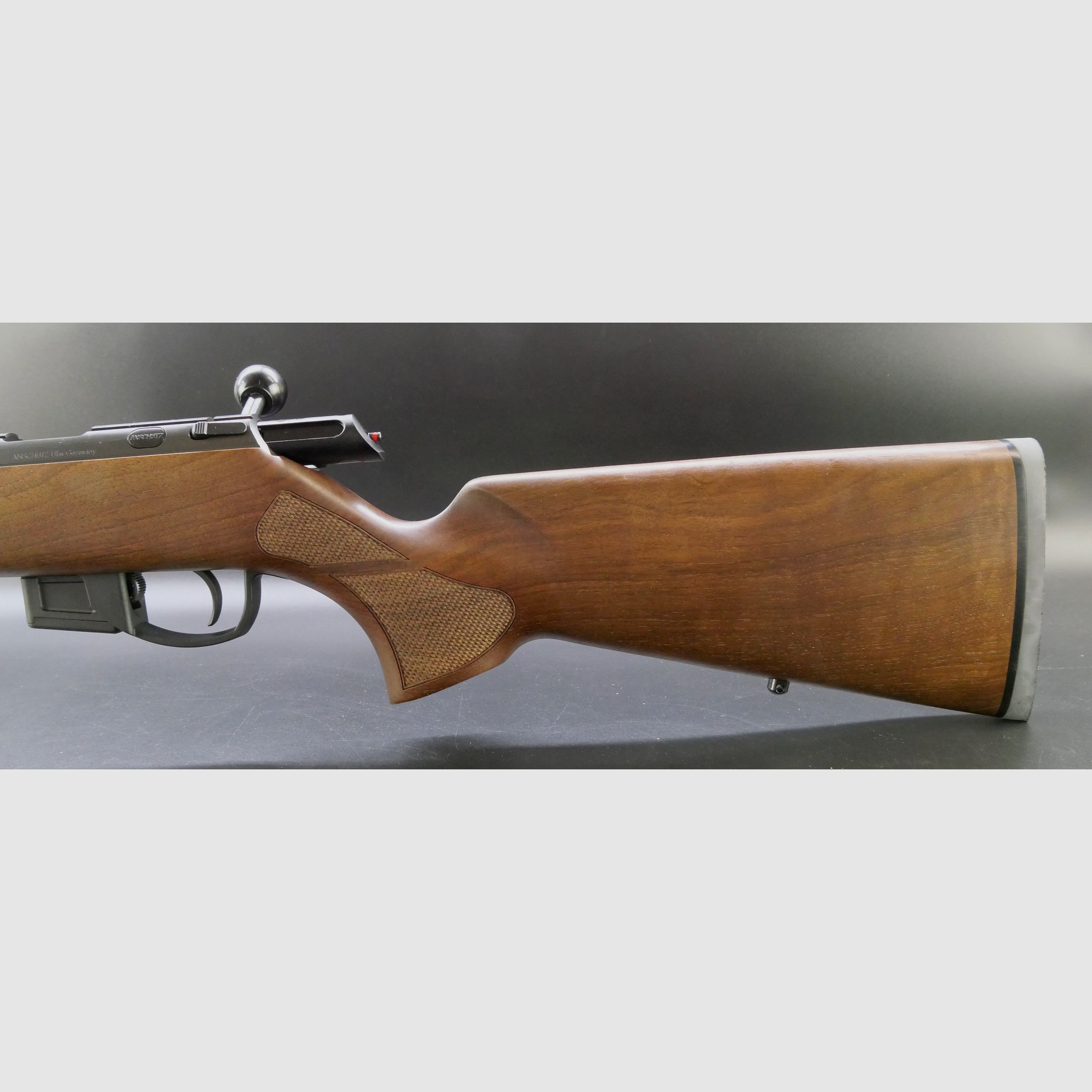 J.G. Anschütz 1761 D HB G-20 Nuss Classic Schaft .22 lr 457 mm LL KK-Repetierbüchse