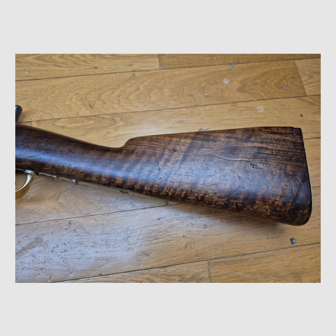 Seltenes Infanteriegewehr Marine Modell 1842 T (nicht T bis) – Königliche Manufaktur Tulle 1847 – Modifiziert mit Zügen und repariert in Tulle 1861 – Gut lesbares Emblem und homogener Zustand – Wunderschönes Holz mit schönen Stempeln – Guter Lauf und mechanischer Zustand – TBE+, Bild 35 von 43