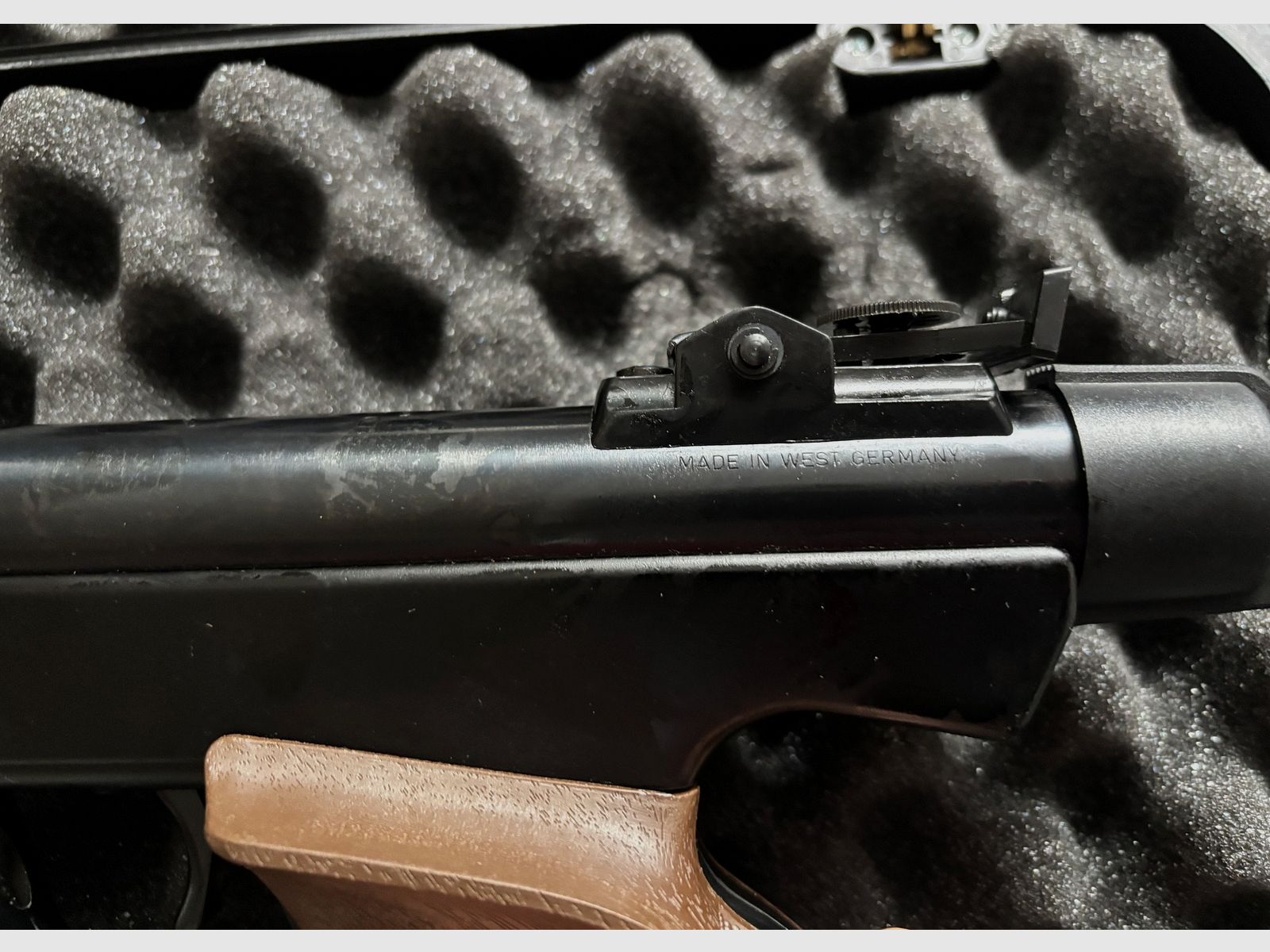 Air pistol DIANA Model 5 Cal 4.5 177 with like-new combination lock case