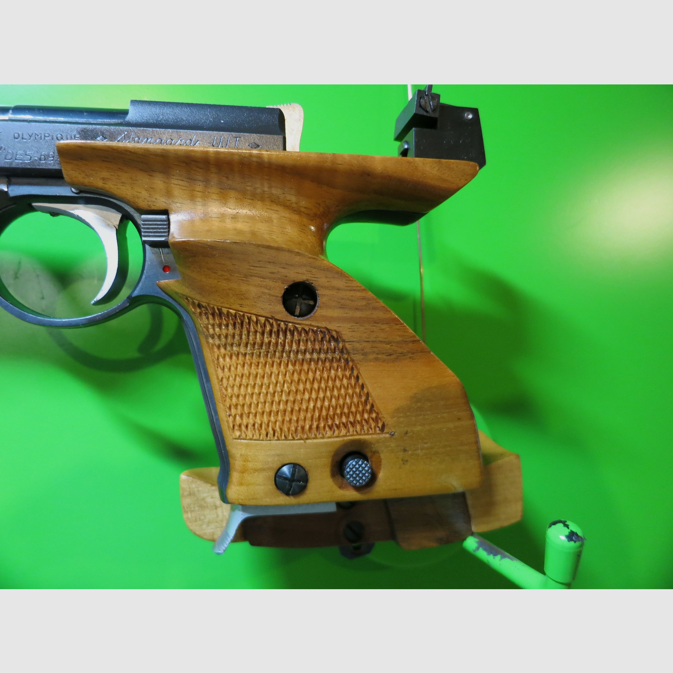 UNIQUE model "DES 69", top broń sportowa, 22lr, regulowany uchwyt sportowy #71-