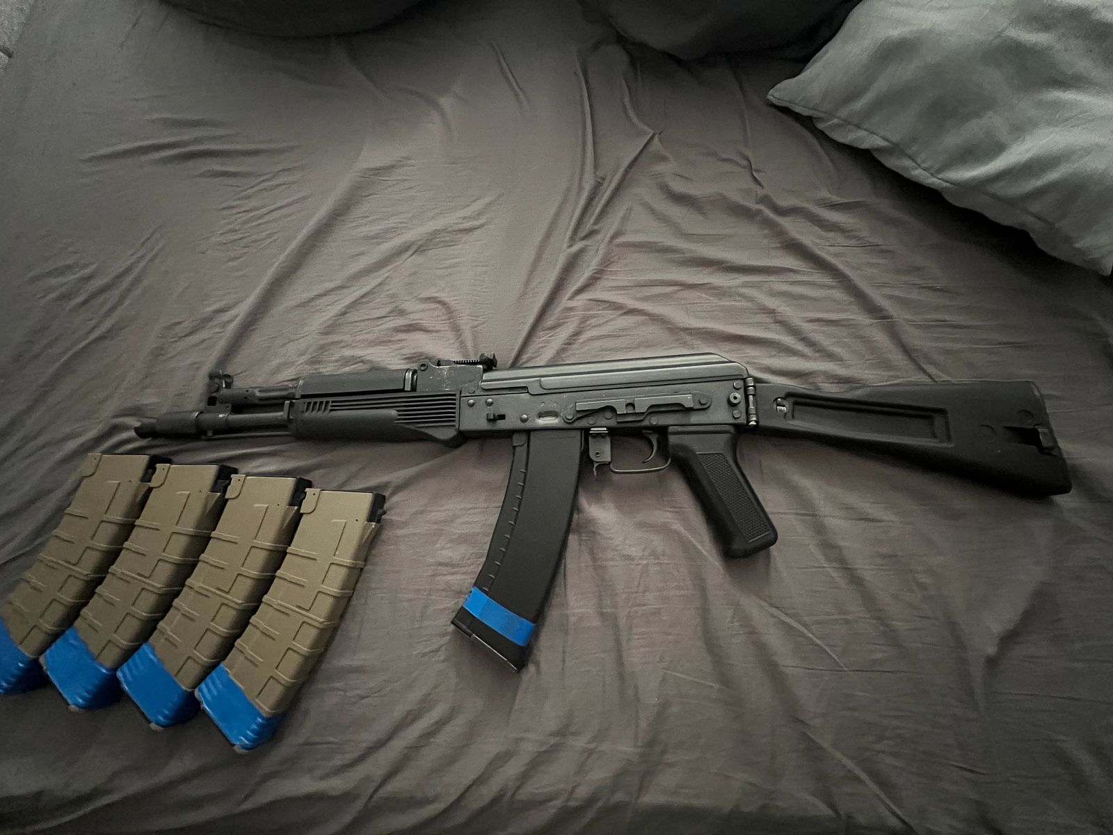 E&L Ak105 mit Magazinen 