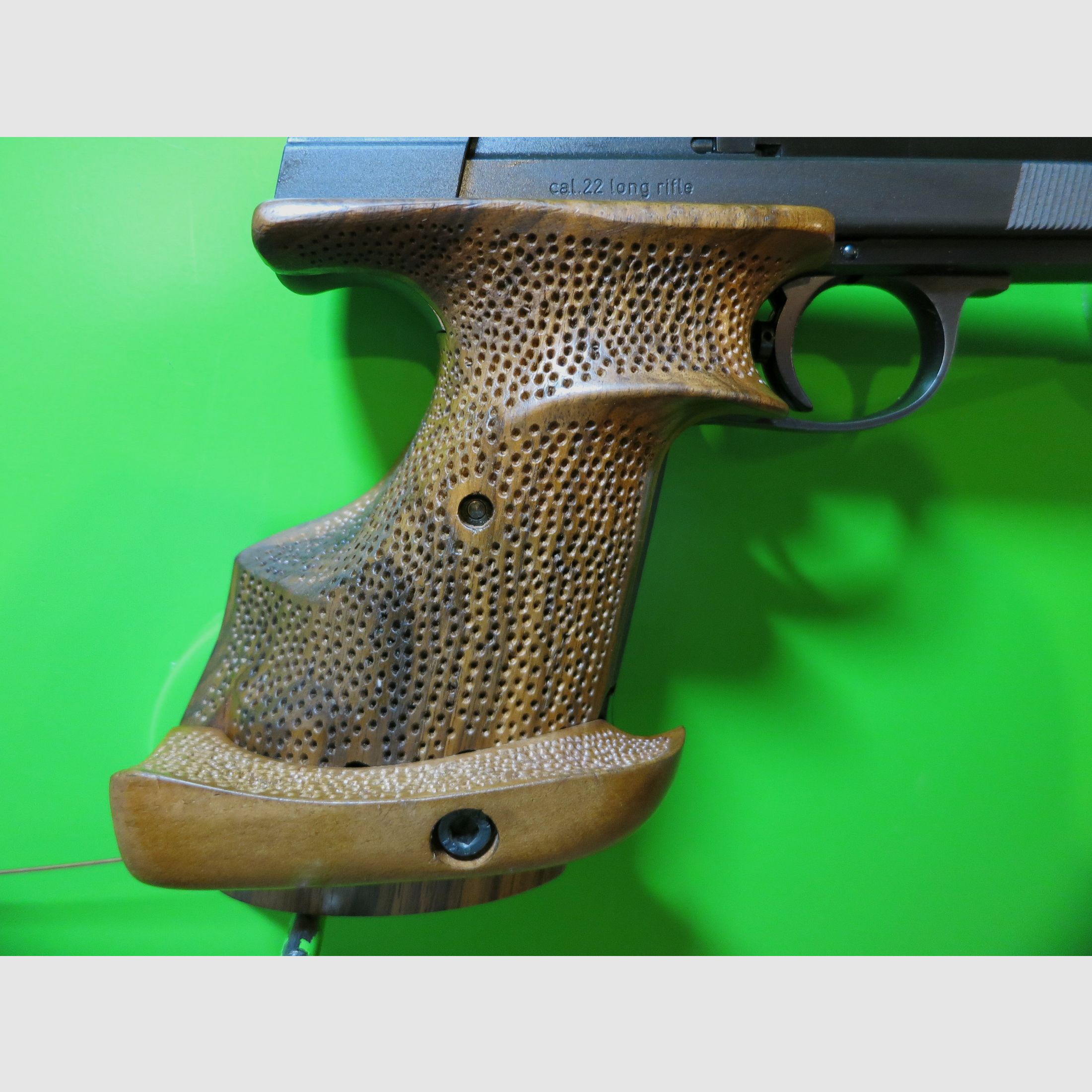 Hämmerli International 208, beste schweizer Ziel- Sportpistole, .22lr +Laufgewicht +Sportgriff       #72-