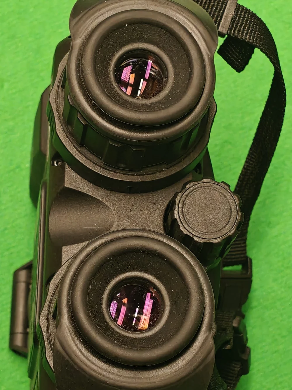 Pulsar LRF XP50 dispositivo térmico 3600 € NP, imagen 2 de 8