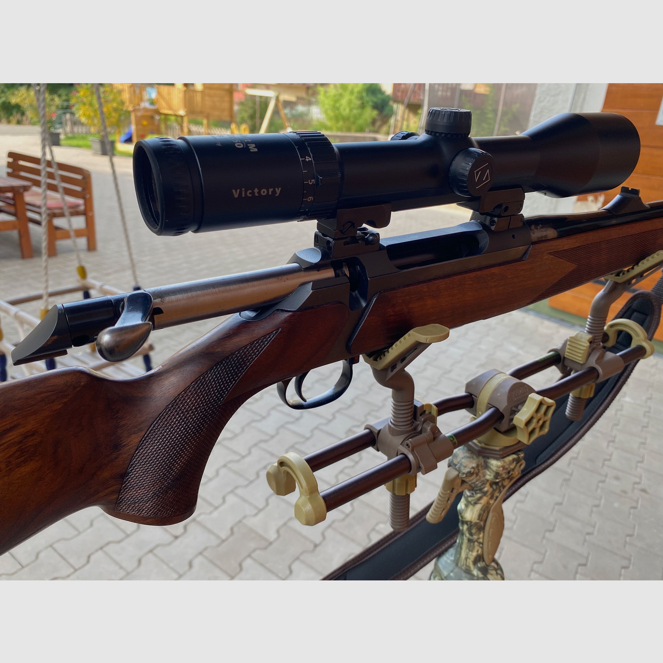 Sauer 200  in 7x64  mit Zeiss Varipoint 2,5-10x50