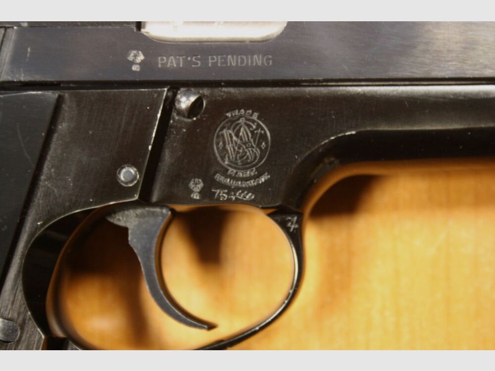 Smith & Wesson S&W Mod 59 Kaliber 9mm Luger von 1975	 59