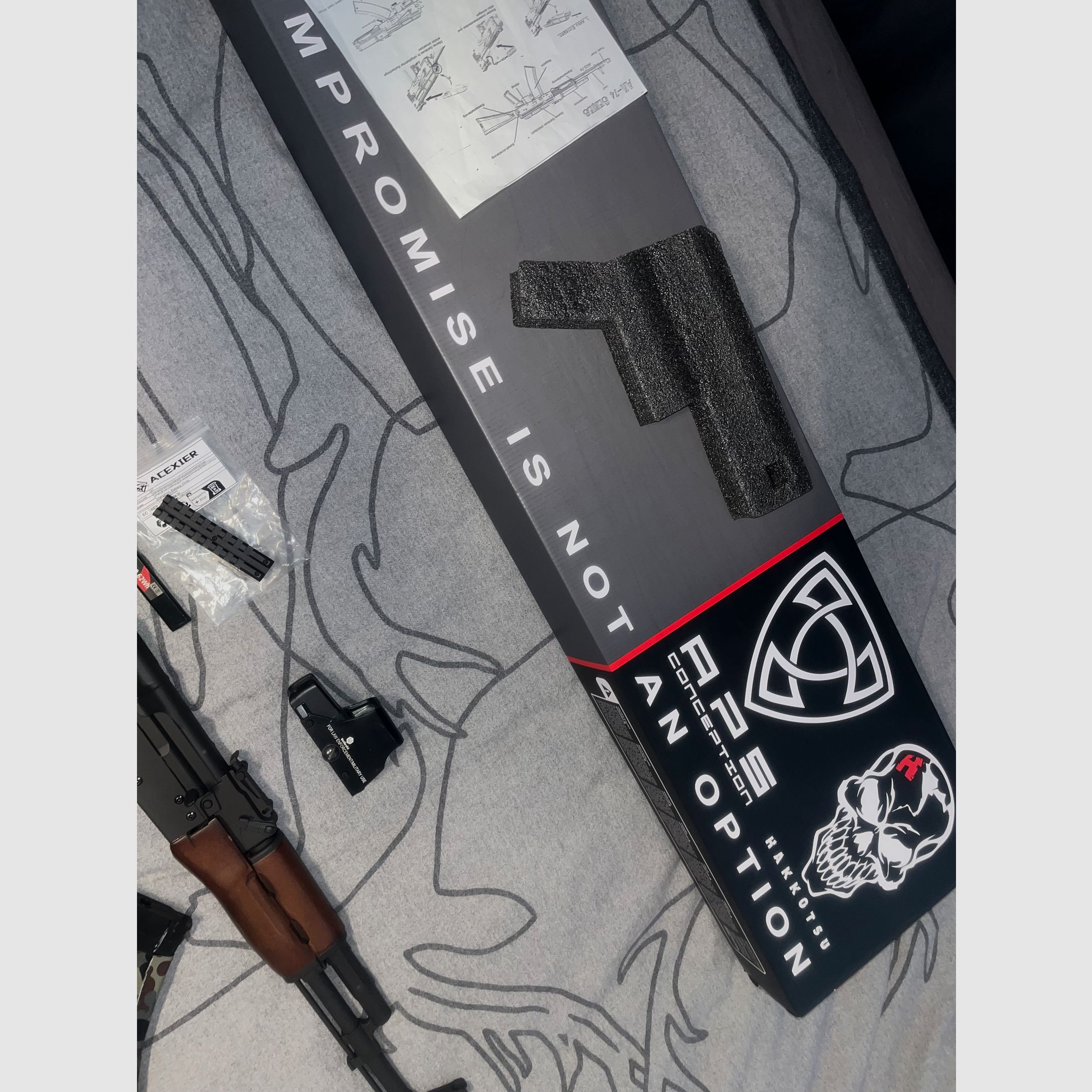 AK-74 Vollmetall Echtholz BlowBack S-AEG APS mit Zubehör 