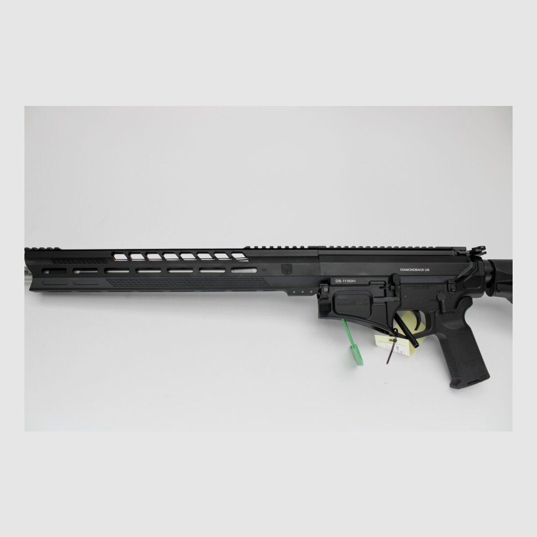 SL. Karabin Diamondback DB10 Kal. 6,5 Creedmoor z gwintem 6,5mm Creedmoor