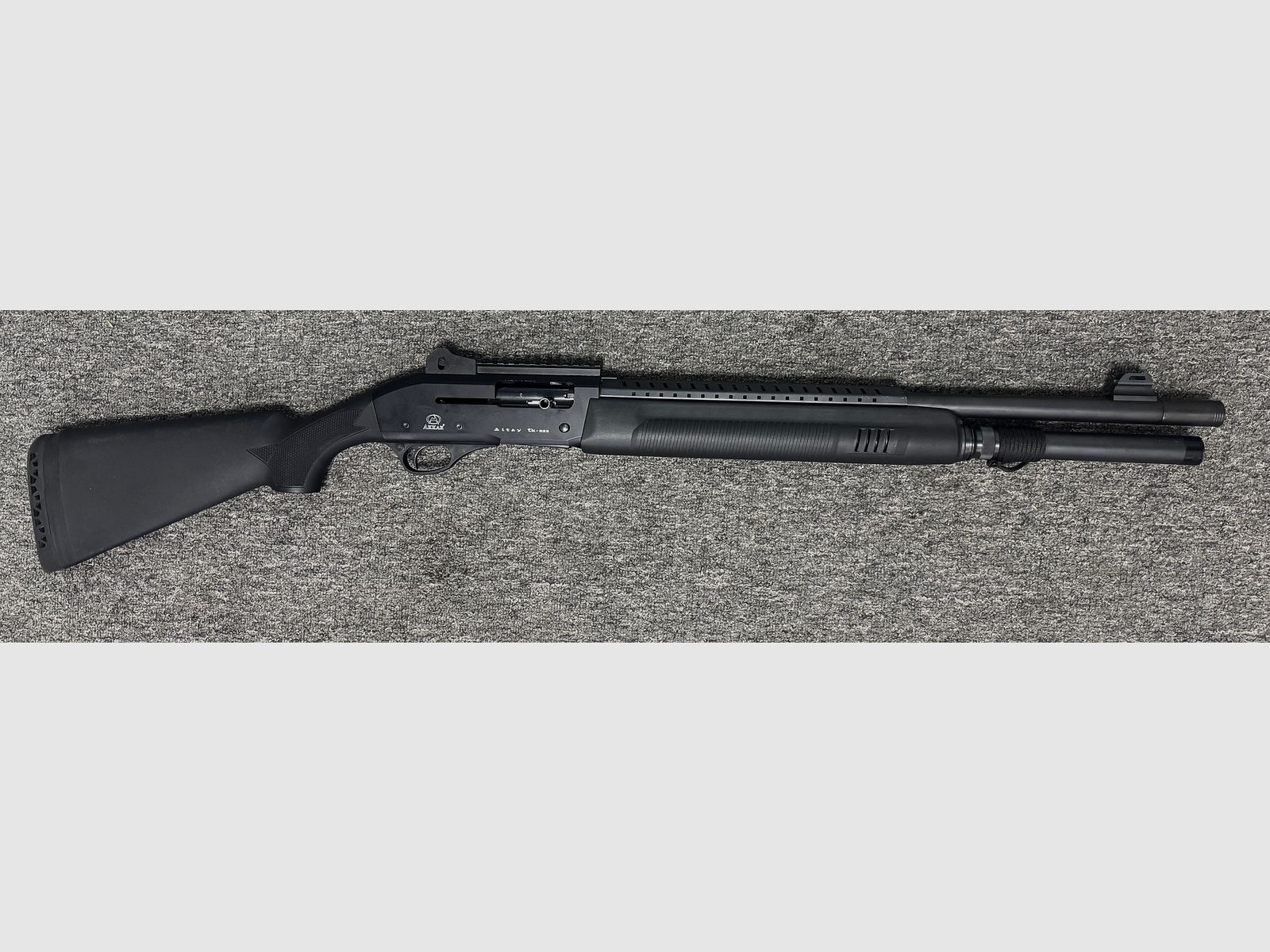 Escopeta semiautomática Akkar Altay TK-222